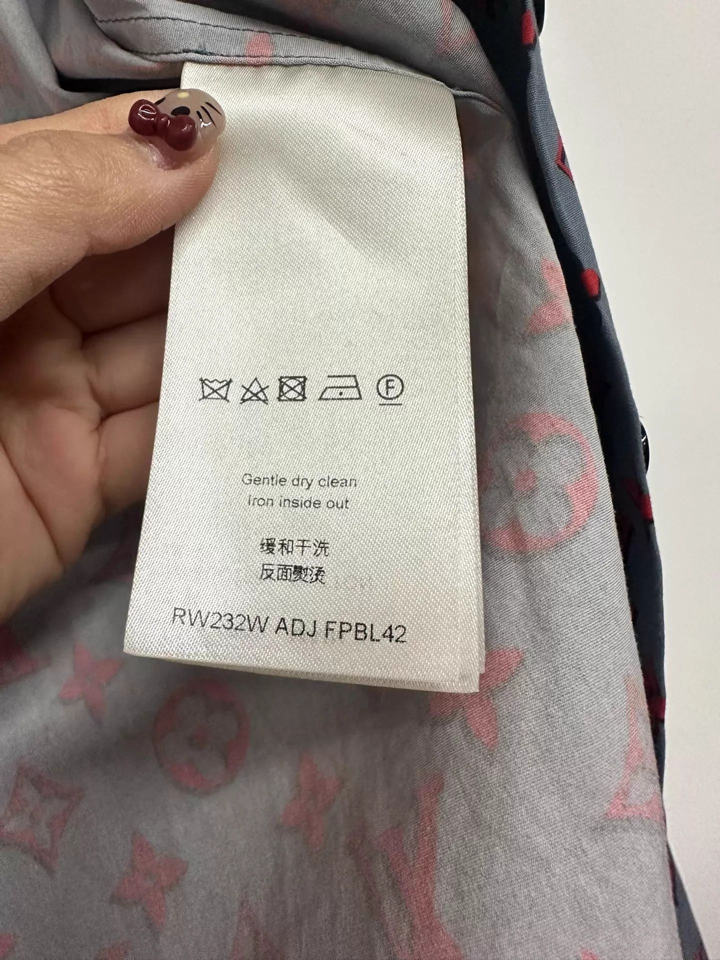 Louis Vuitton Louis Vuitton Monogram Shirt Size 36 Size XS / US 0-2 / IT 36-38 - 8 Thumbnail