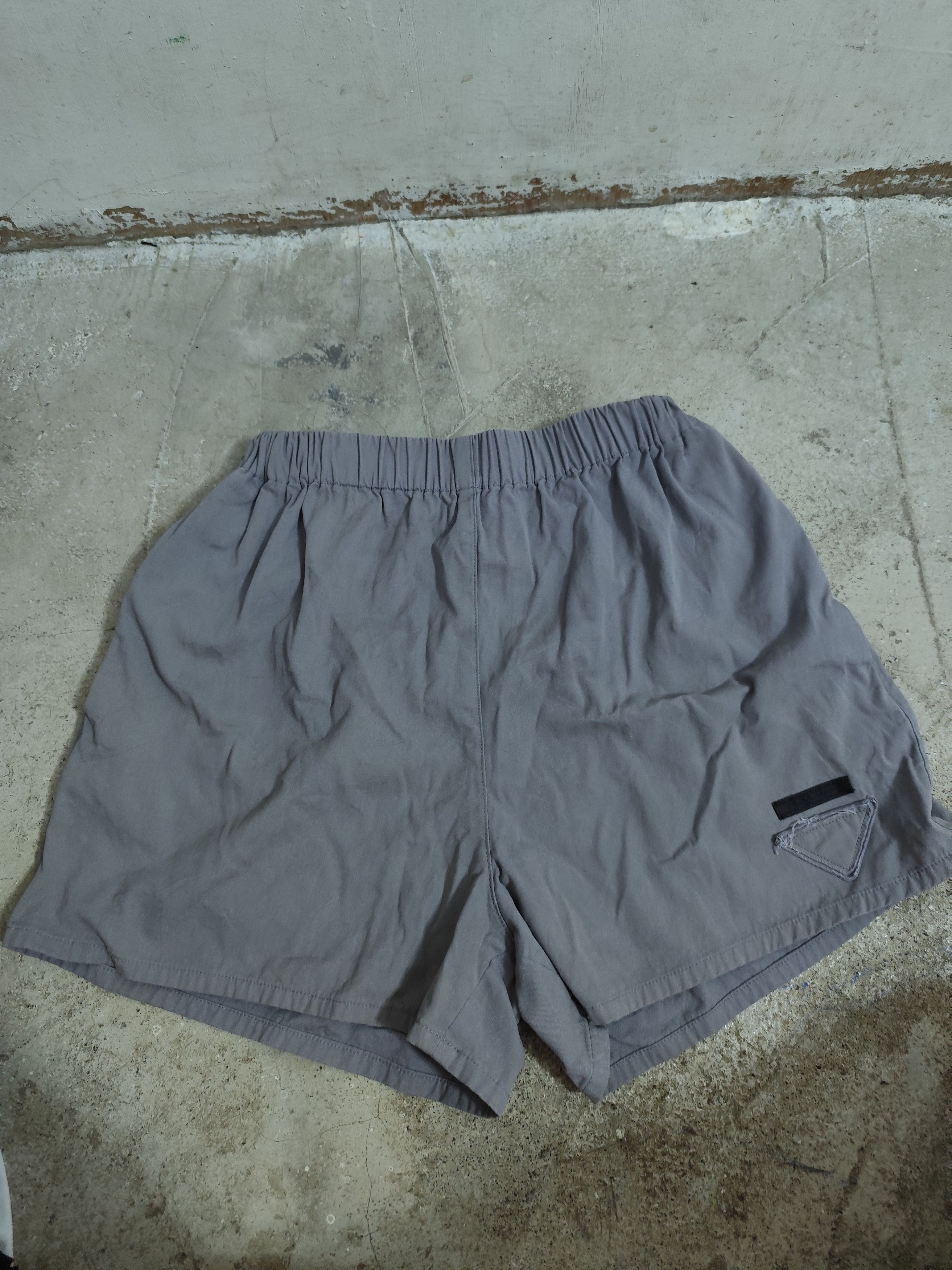 Prada Prada sexy shorts Size 25" / US 0 / IT 36 - 3 Thumbnail