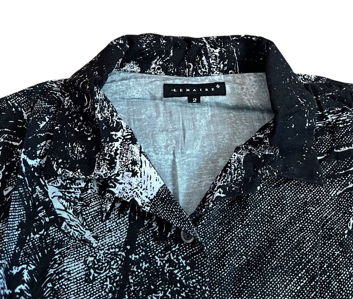 Lemaire Lemaire all over print open collar flowy long shirt Size US S / EU 44-46 / 1 - 3 Thumbnail