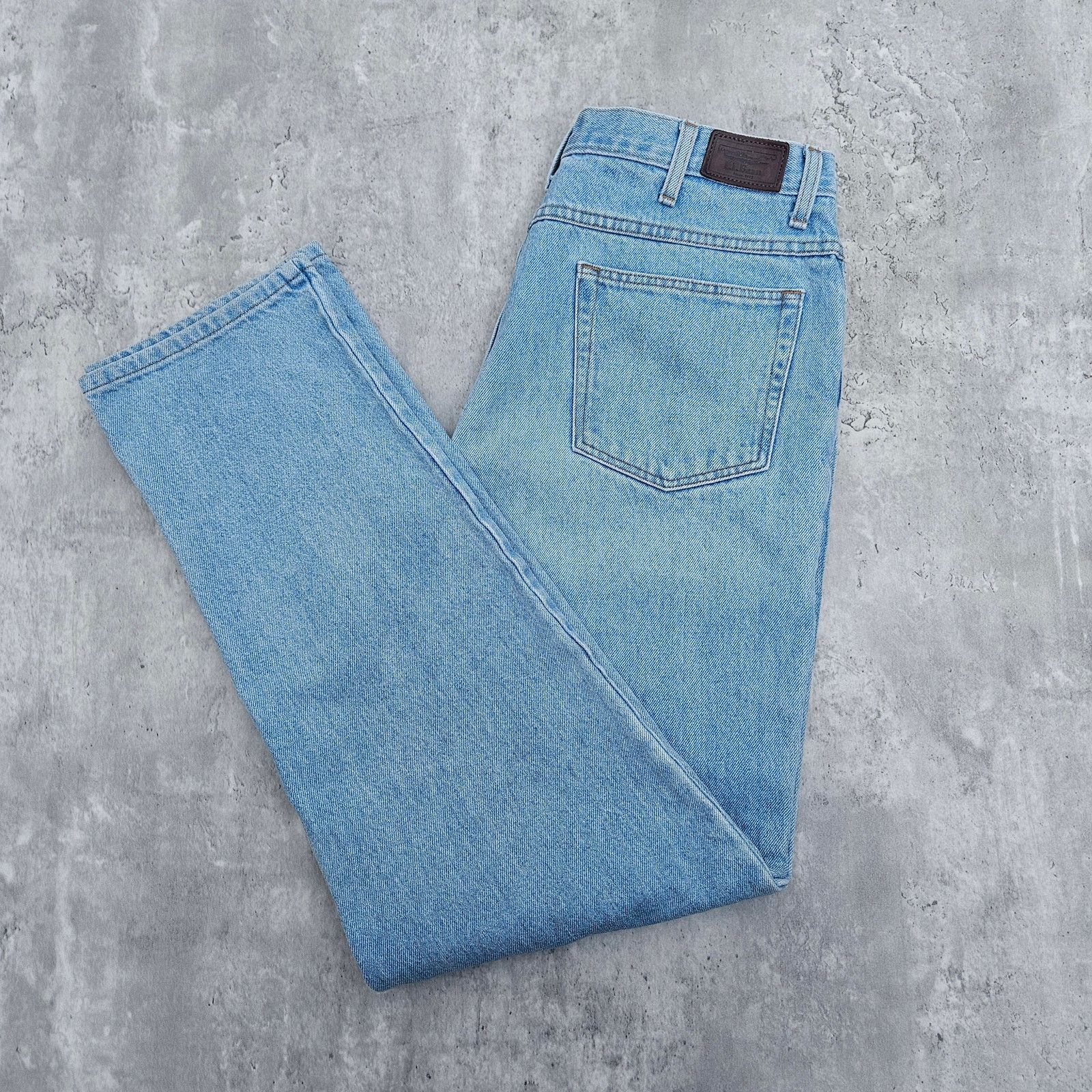 L.L. Bean VINTAGE MENS L. L. BEAN NATURAL FIT BLUE JEANS SIZE 35 X 34 Size US 35 - 1 Thumbnail