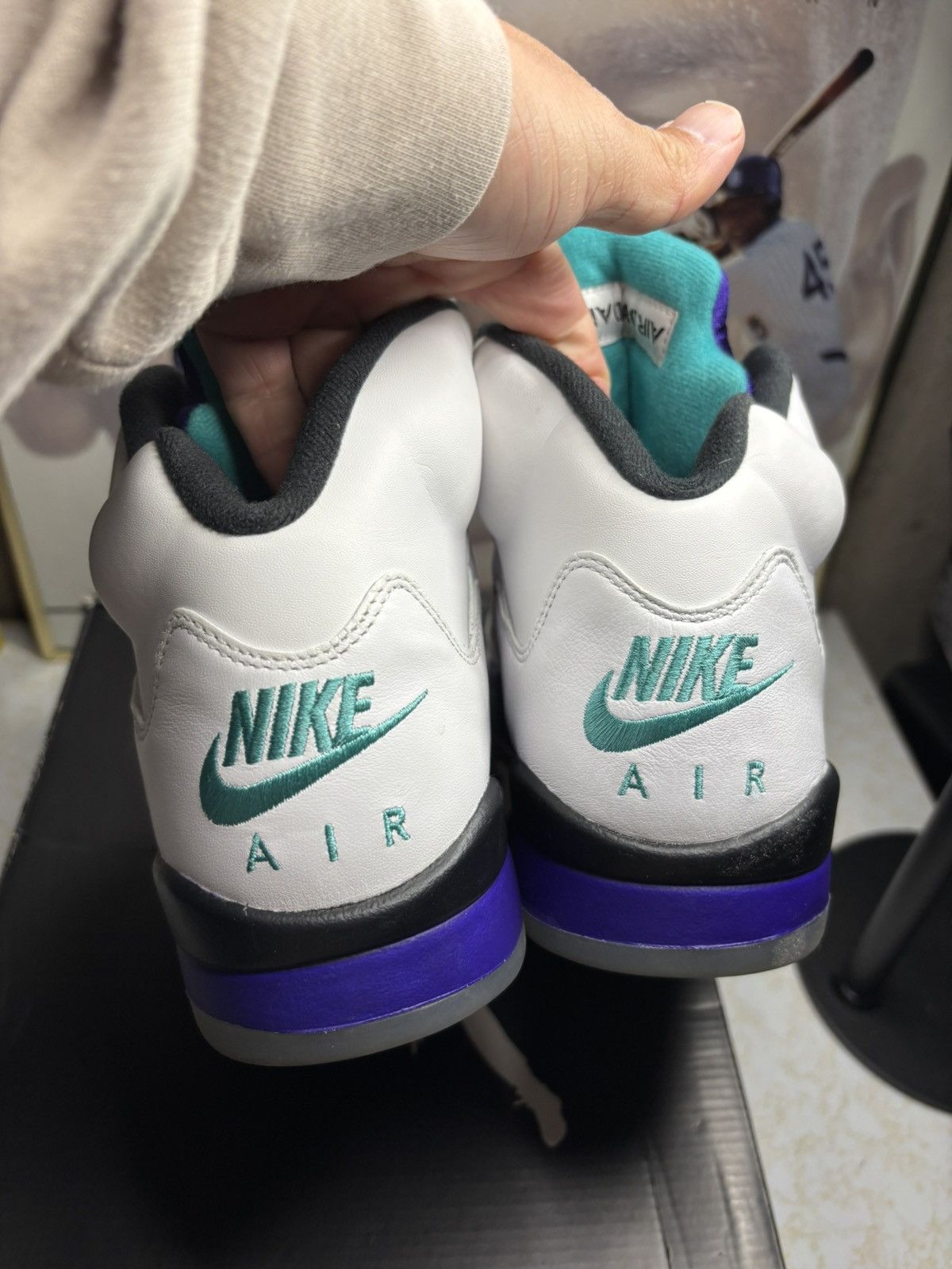 Jordan Brand Air Jordan 5 Retro fresh prince grape Size US 9 / EU 42 - 7 Thumbnail