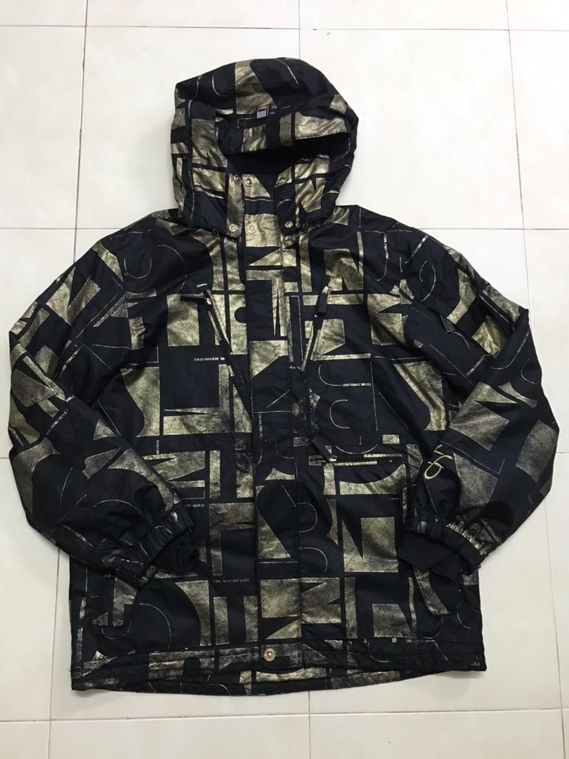 FUBU BLACK GOLD SNOWBOARDING JACKET