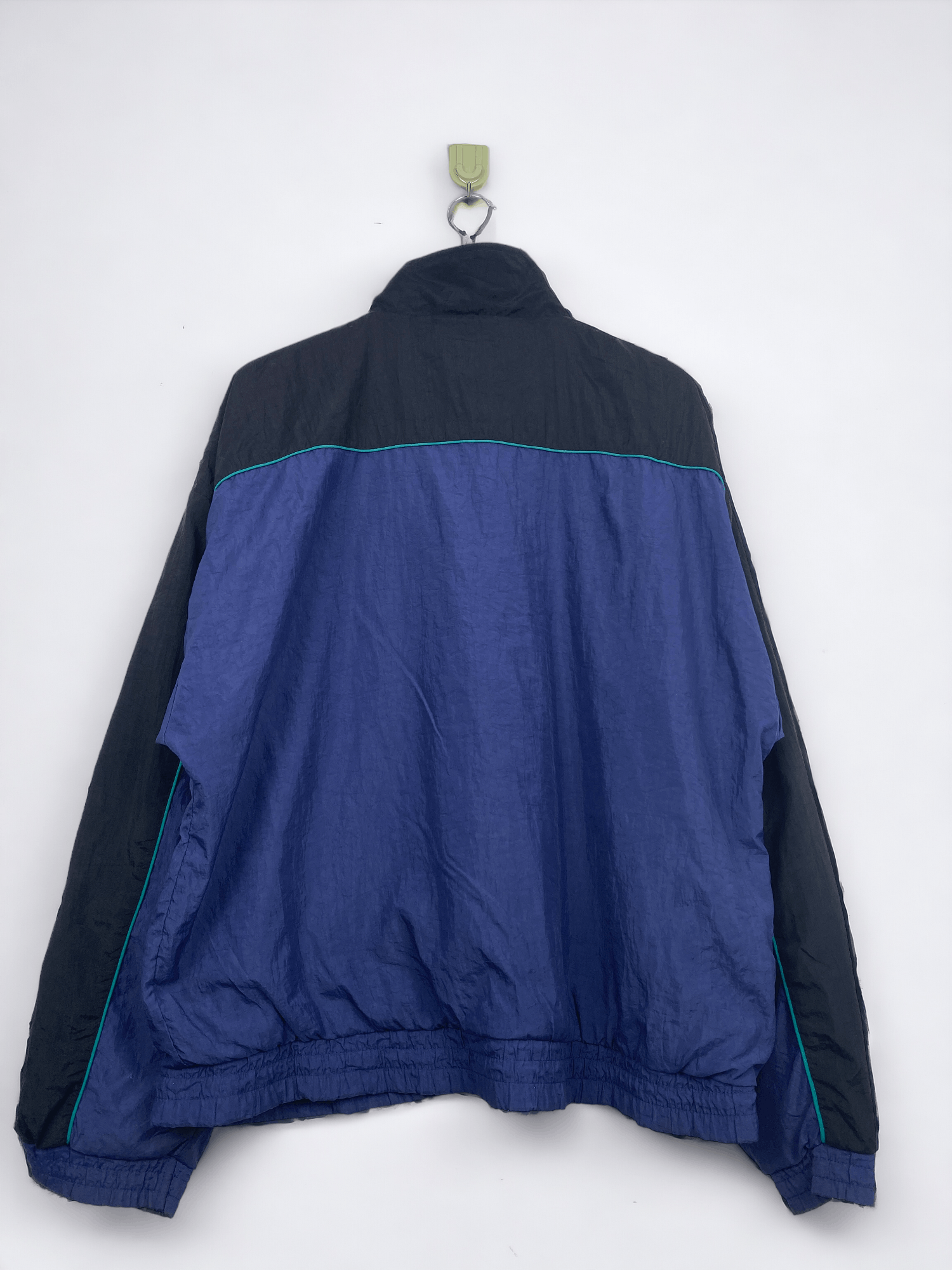 Reebok 80s Vintage Reebok Sportwear Zipper Up Light Jacket AH0082 Size US L / EU 52-54 / 3 - 3 Thumbnail