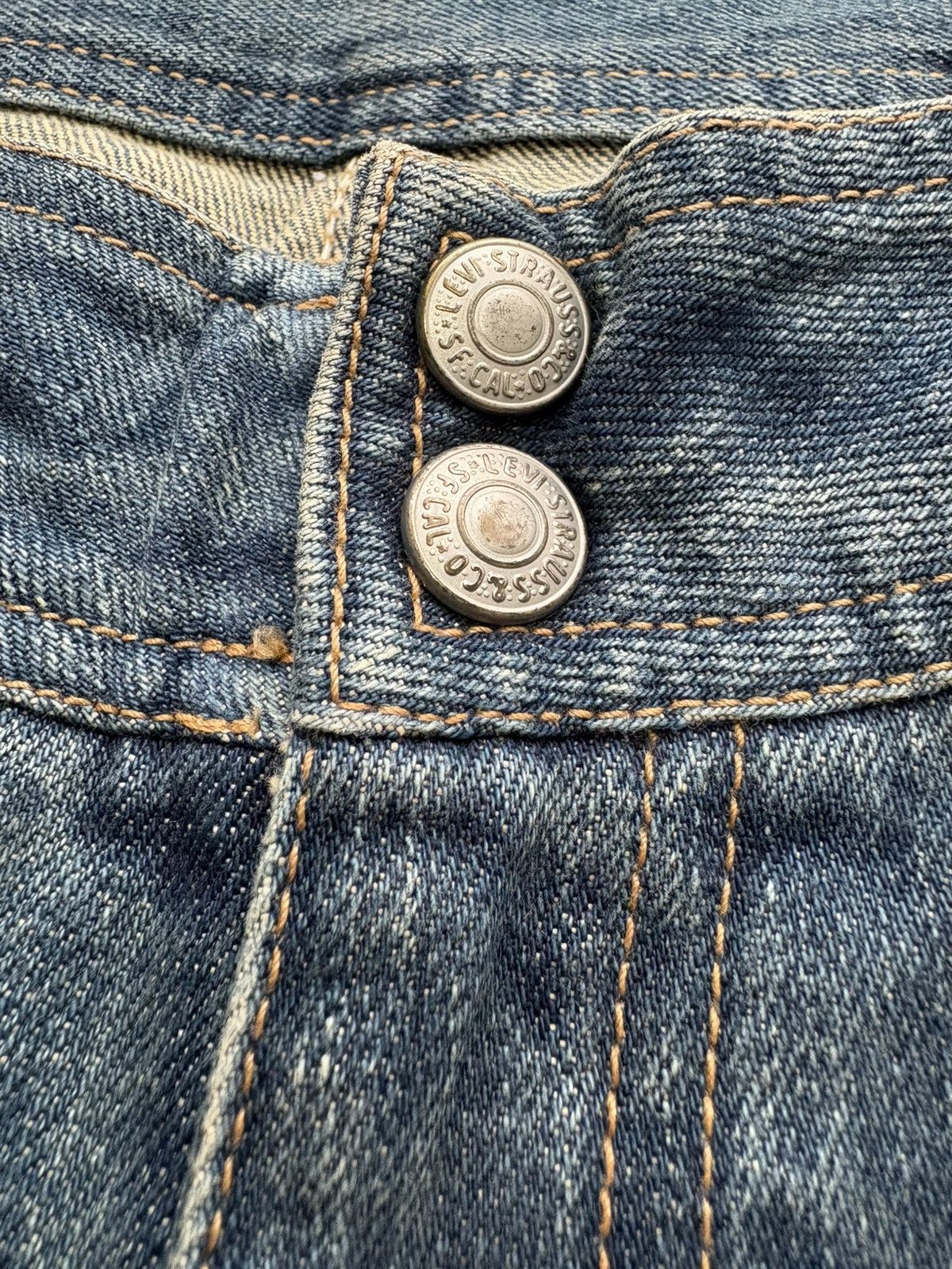 Levi's W29 Vtg Levis Flare Double Button Size US 29 - 8 Thumbnail