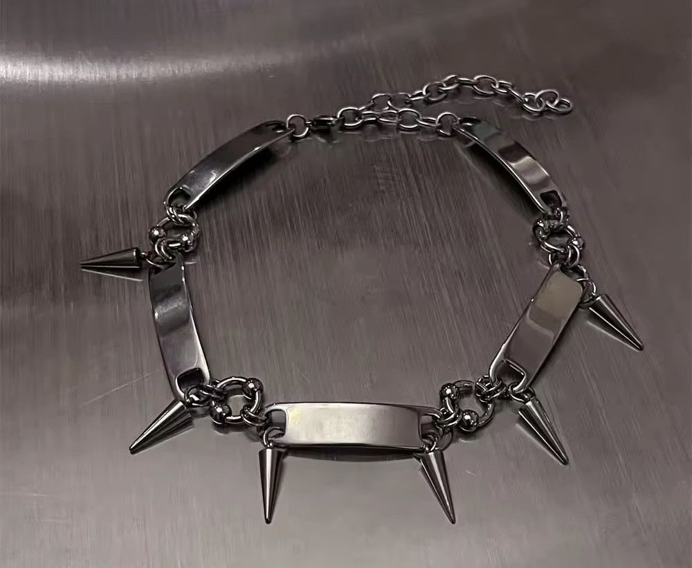 Jewelry Rivet Pendant Choker Chain Necklace Size ONE SIZE - 5 Thumbnail