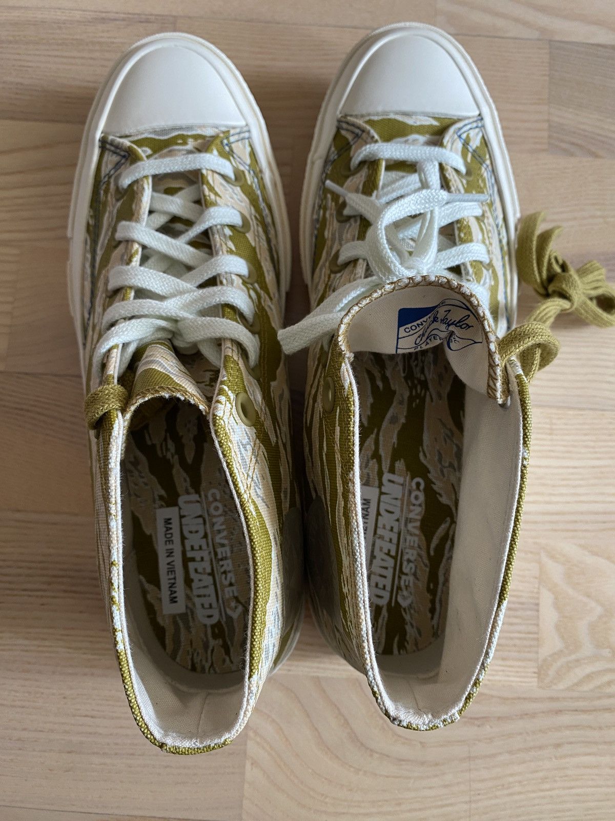 Converse × Undefeated Converse X Undefeated Chuck 70 Mid Size US 8.5 / EU 41-42 - 5 Thumbnail