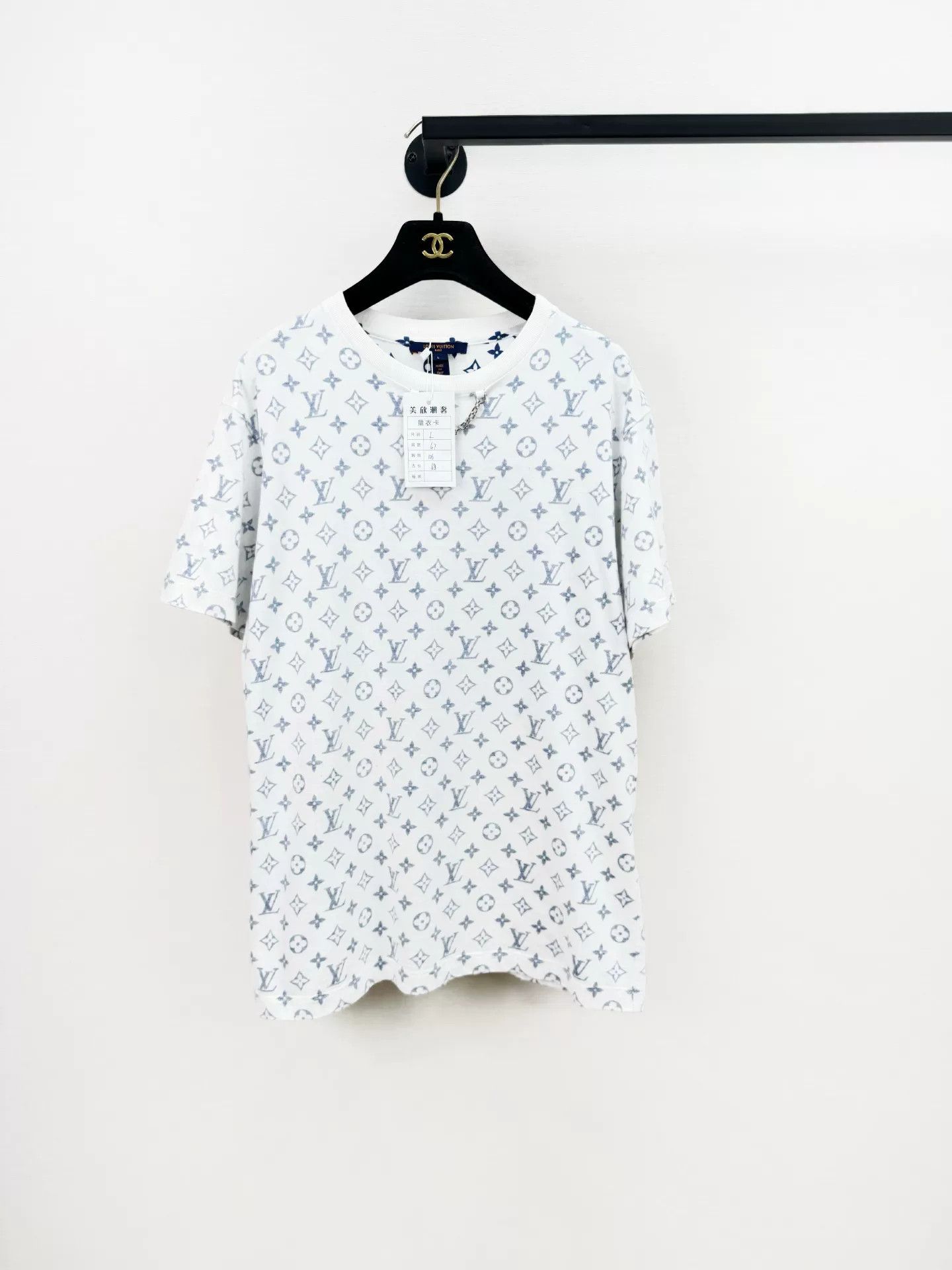 Louis Vuitton Louis Vuitton Blue Monogram Short Sleeve Top Size US L / EU 52-54 / 3 - 1 Thumbnail
