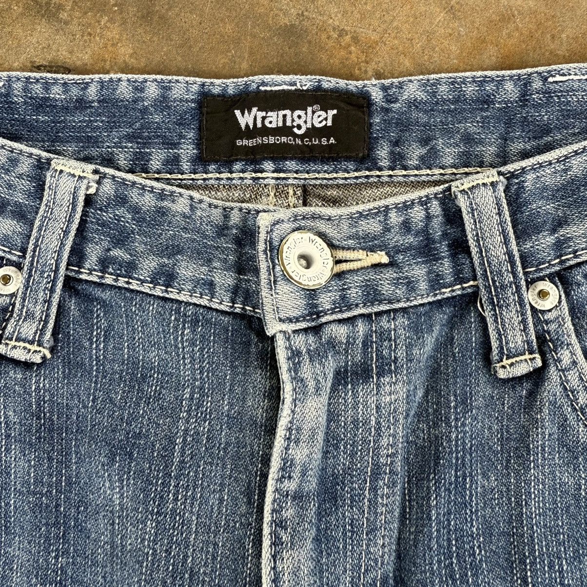 Wrangler VINTAGE WRANGLER FLARE LIGHT WASH DENIM JEANS PANTS Size US 33 - 6 Thumbnail