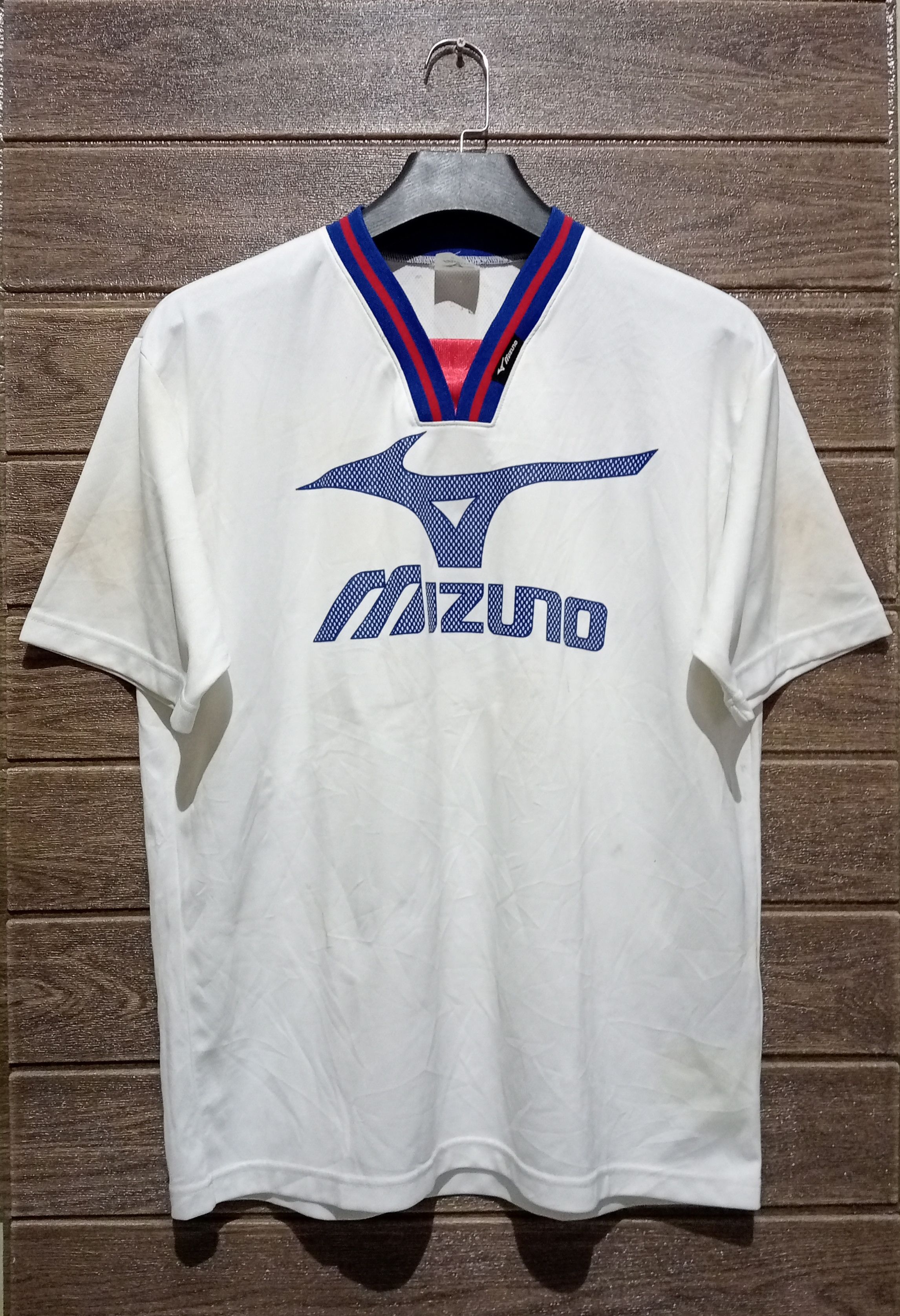 Mizuno Vintage '90s Mizuno Big Logo V-Neck Jersey Size US L / EU 52-54 / 3 - 1 Thumbnail