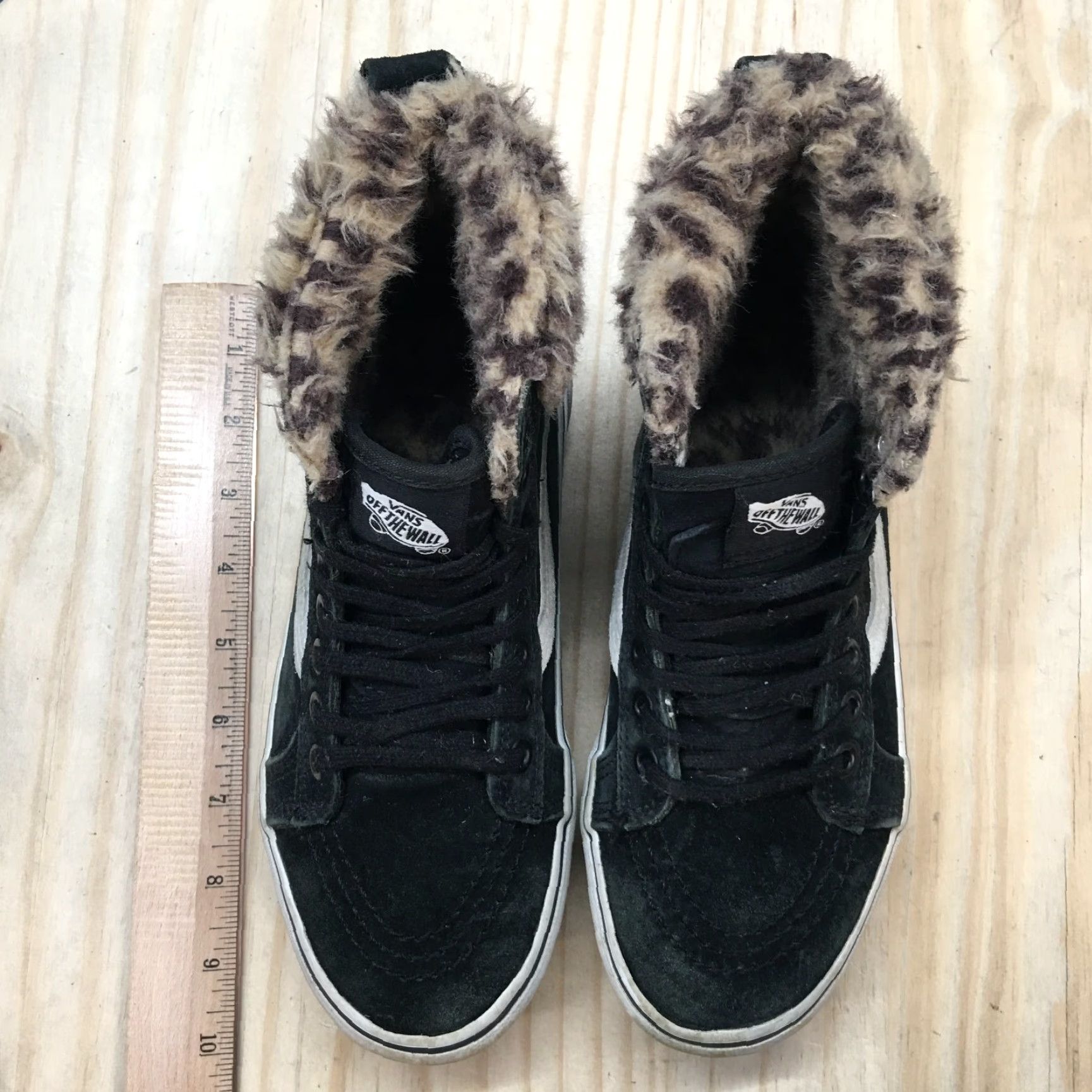 Vans Vans Off The Wall Shoes Mens 4 Womens 5.5 High Top Sneaker Black Shearling 721356 Size S / US 4 / IT 40 - 5 Thumbnail