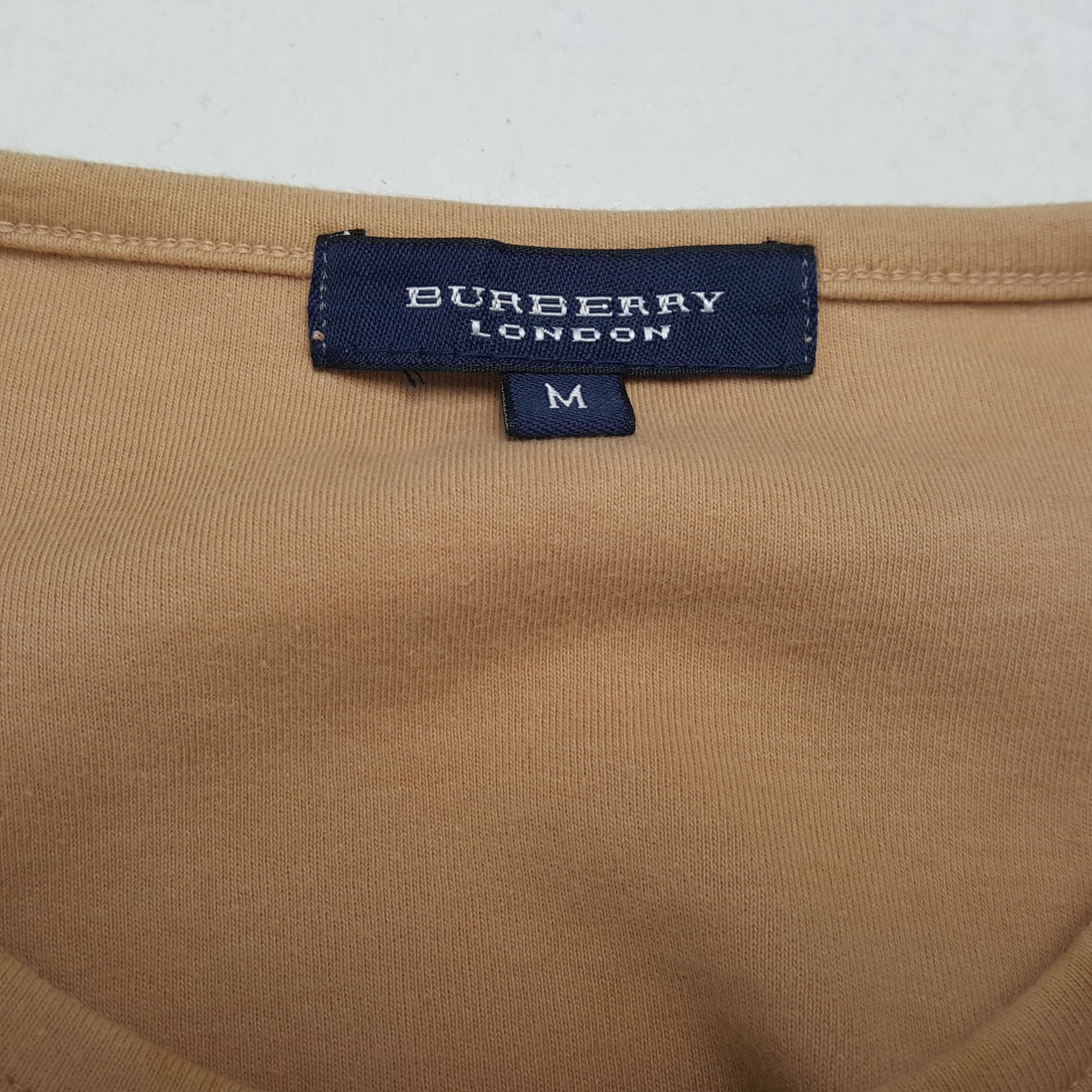 Burberry × Vintage BURBERRY LONDON Fashion Style Women Tshirt Size S / US 4 / IT 40 - 6 Thumbnail