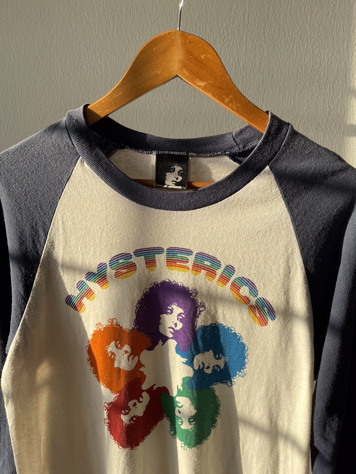 Hysteric Glamour 2000s Hysteric Glamour Raibow Logo Raglan Size US S / EU 44-46 / 1 - 5 Thumbnail