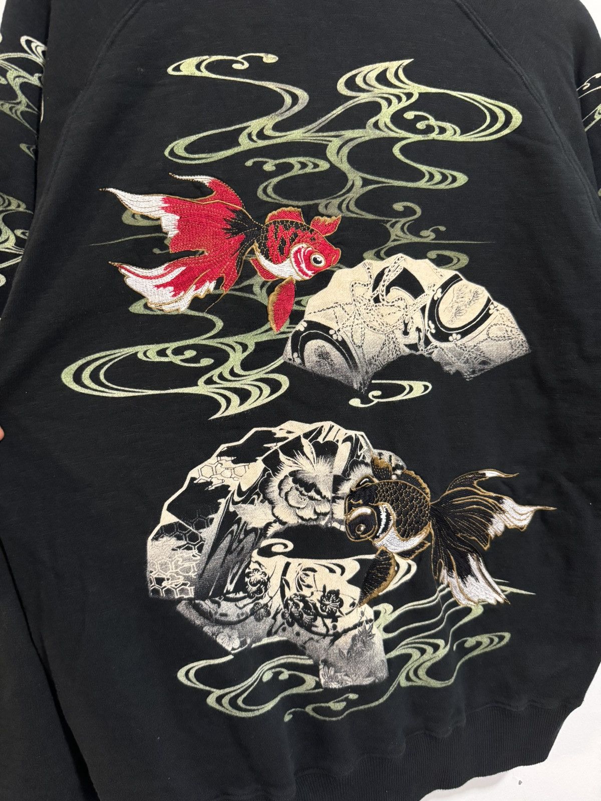 Japanese Brand Vintage Sukajan Design Koi Fish Embroidery Sweatshirt Size US L / EU 52-54 / 3 - 2 Thumbnail