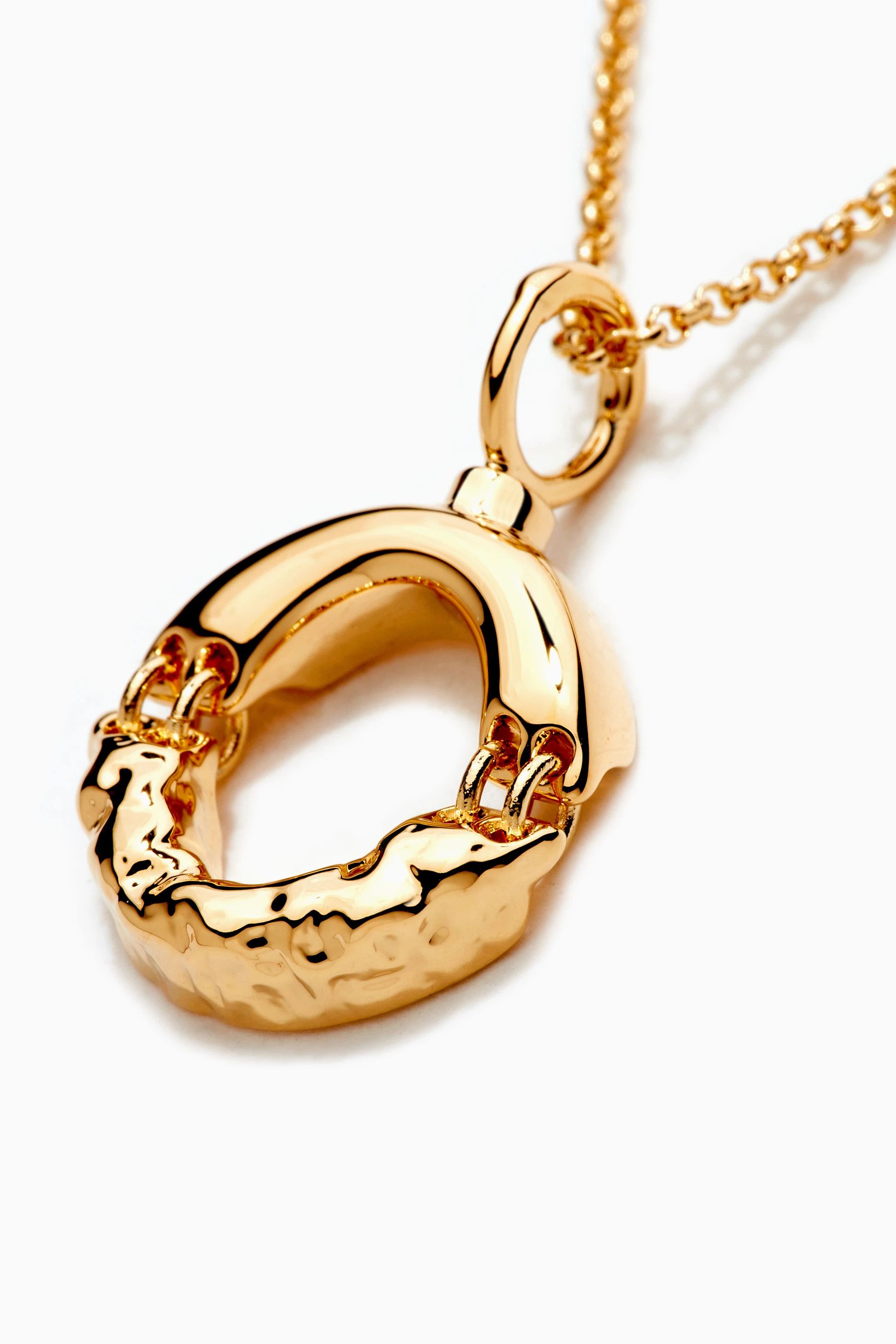 Chloe o1loc1c0425 Size: OS / Alphabet Necklace in Gold Size ONE SIZE - 4 Thumbnail