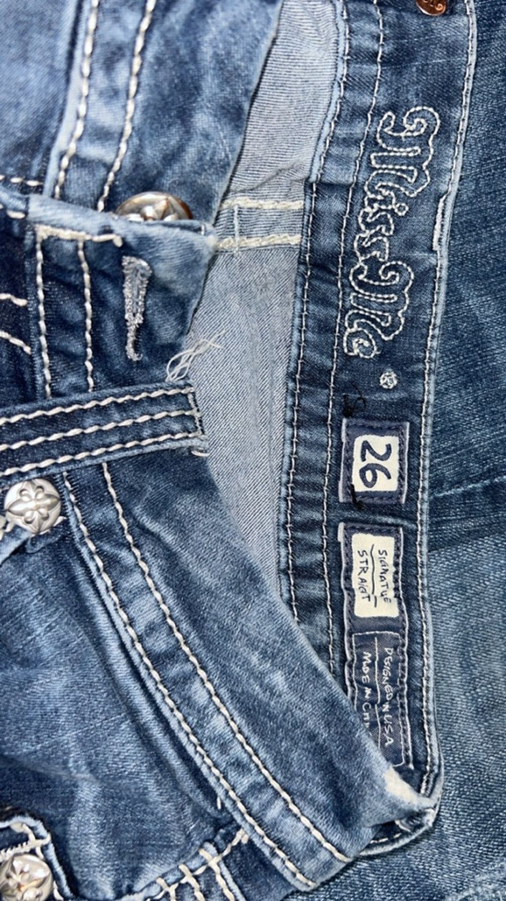Miss Me Miss Me Straight Leg Jeans Size 26 Blue with White Stitching Size 26" / US 2 / IT 38 - 5 Thumbnail