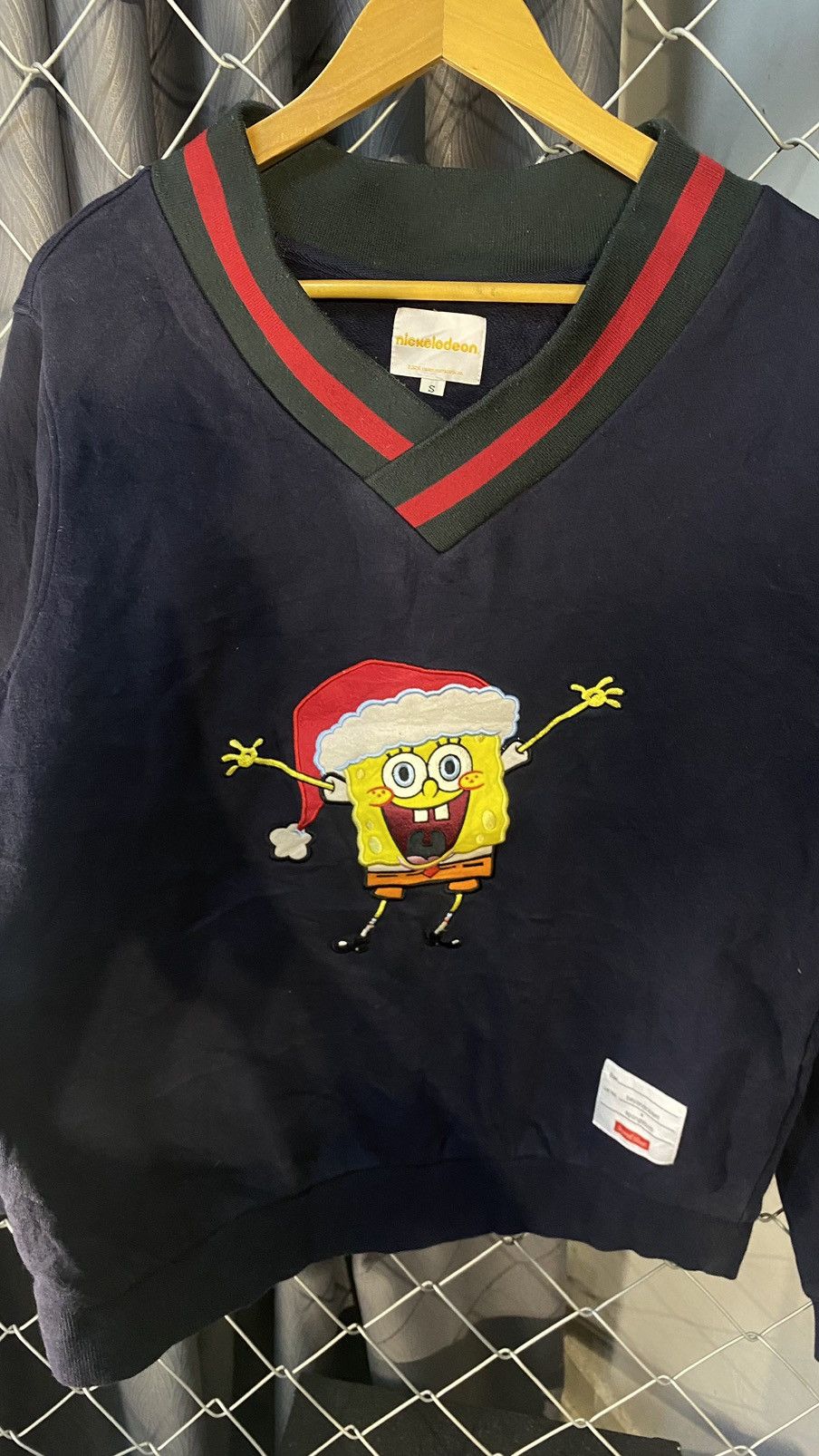 Cartoon Network × Nickelodeon × Vintage NICKELODEON SPONGEBOB 2015 BIG FACE EMBROIDERY SWEATSHIRT S Size US S / EU 44-46 / 1 - 2 Thumbnail