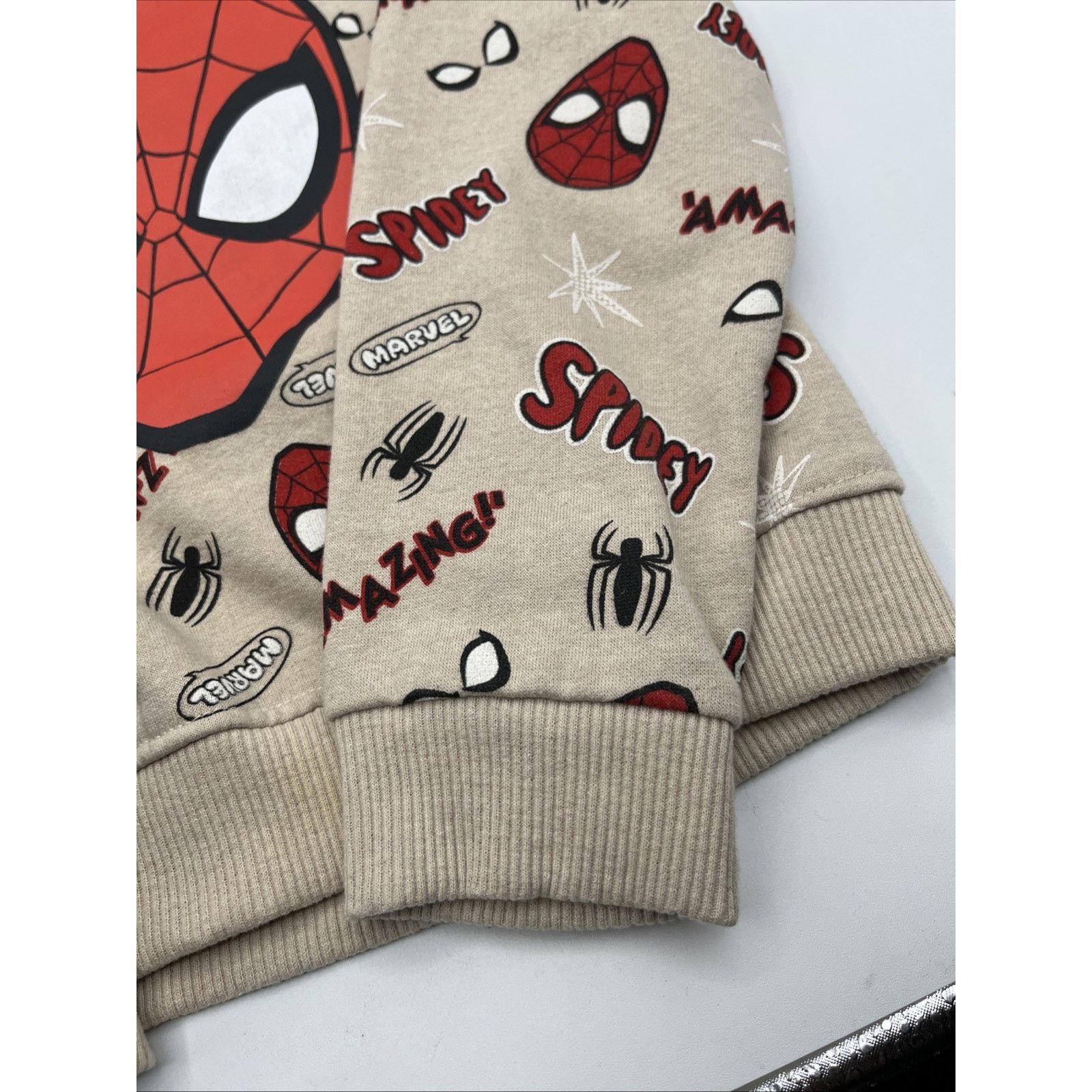 Marvel Comics Marvel Spider-Man Boys Hoodie Size 6 & Spider-Man Slippers Size ONE SIZE - 7 Thumbnail