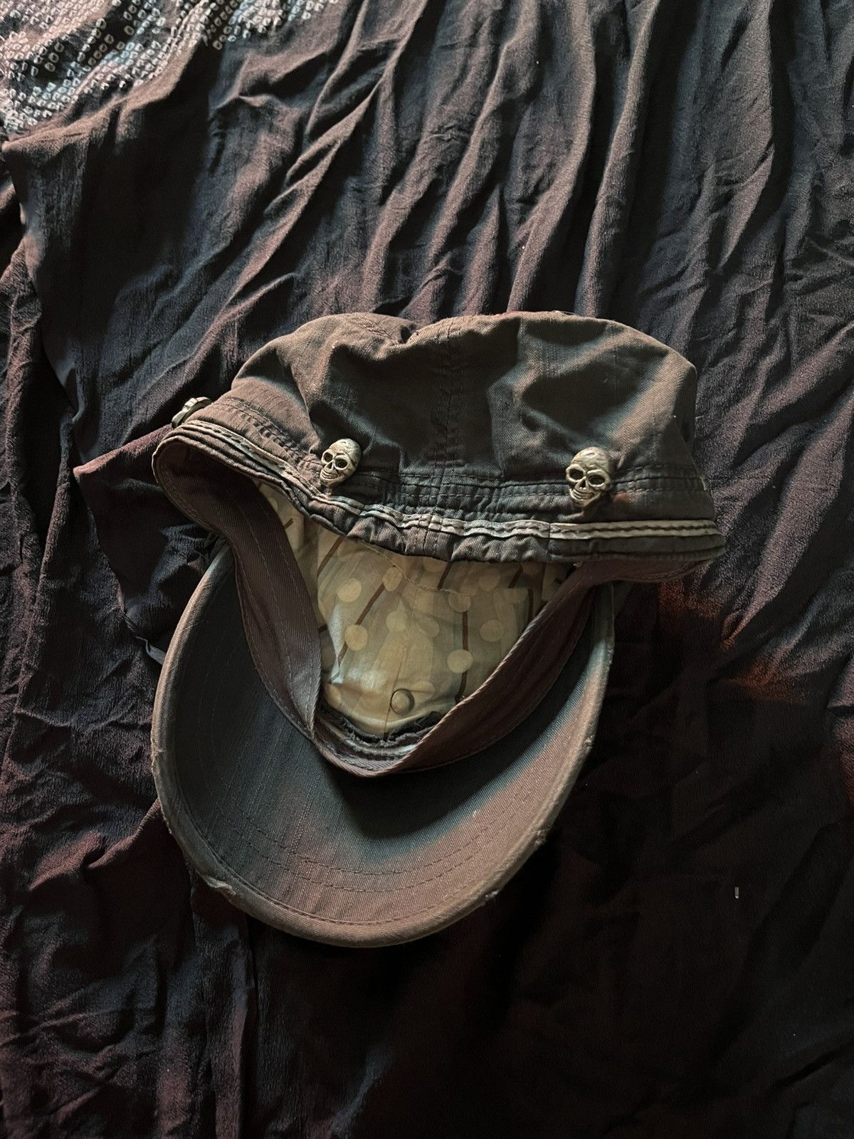 Le Grande Bleu (L.G.B.) Vintage le shop skull y2k comando hat Size ONE SIZE - 3 Thumbnail