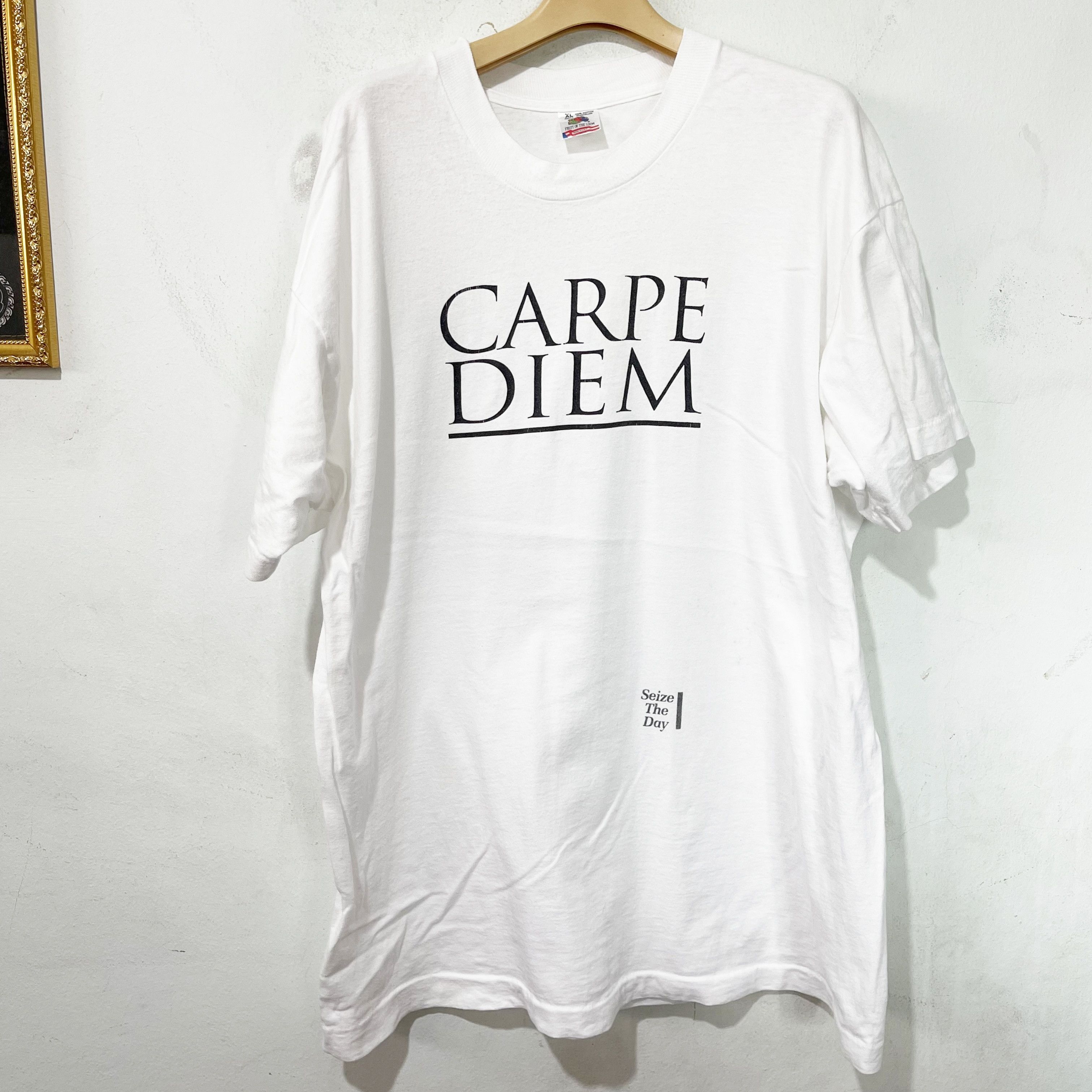 Vintage 90s Carpe Diem T-Shirt
