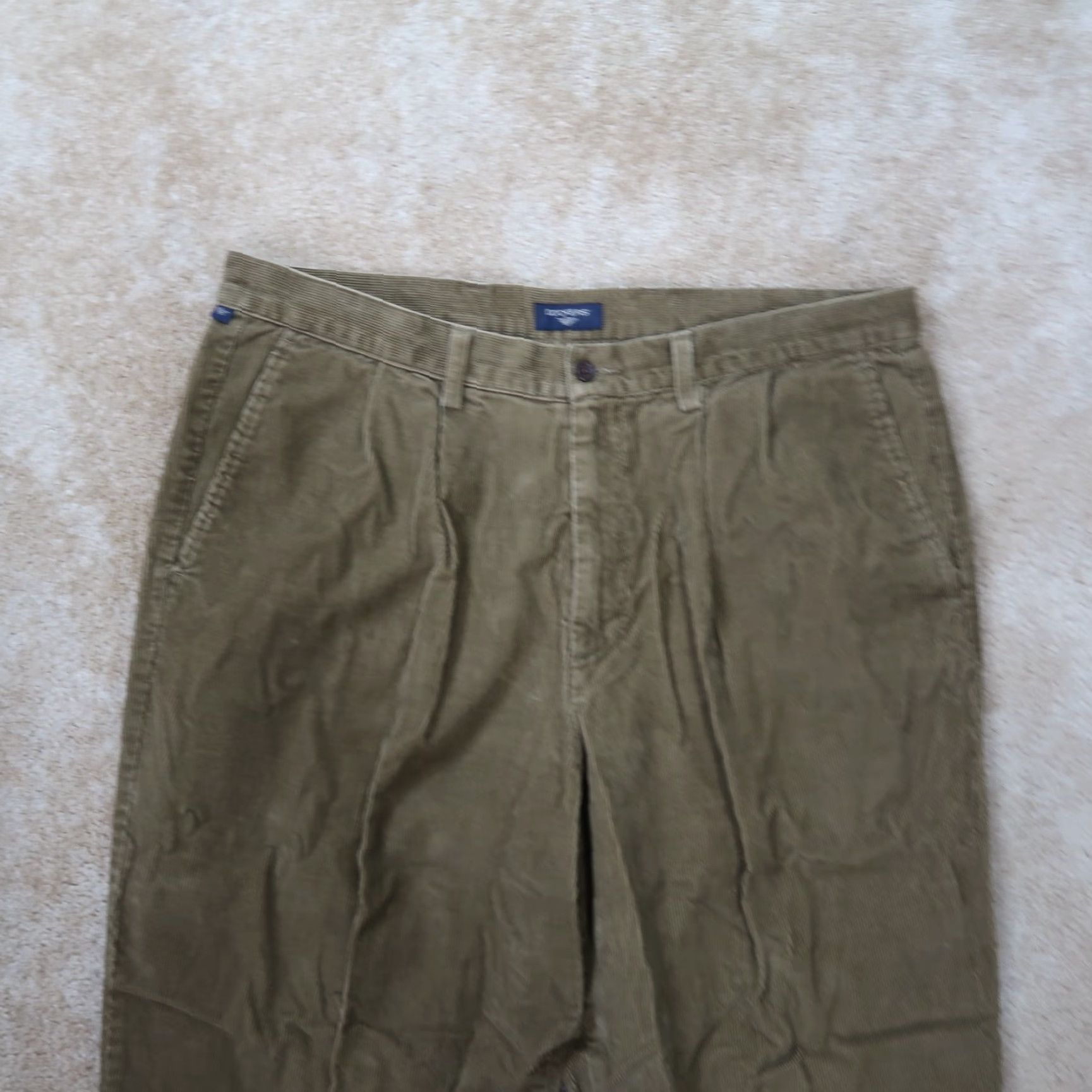 Dockers VINTAGE Dockers Khaki Pants Men 36x30 Corduroy Classic Straight Fit Pleated 5-Pocket Beige Brown MENS Size US 36 / EU 52 - 4 Thumbnail