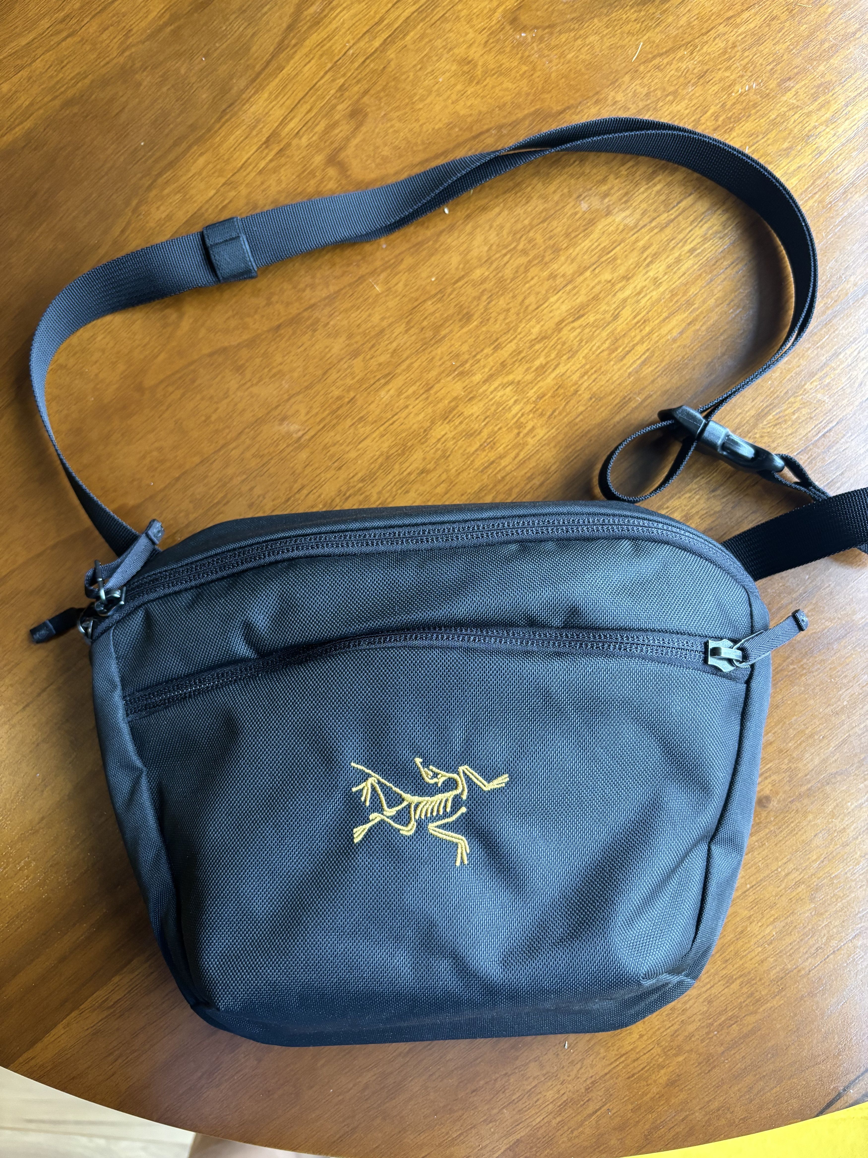 Arcteryx 24 K Black | Grailed