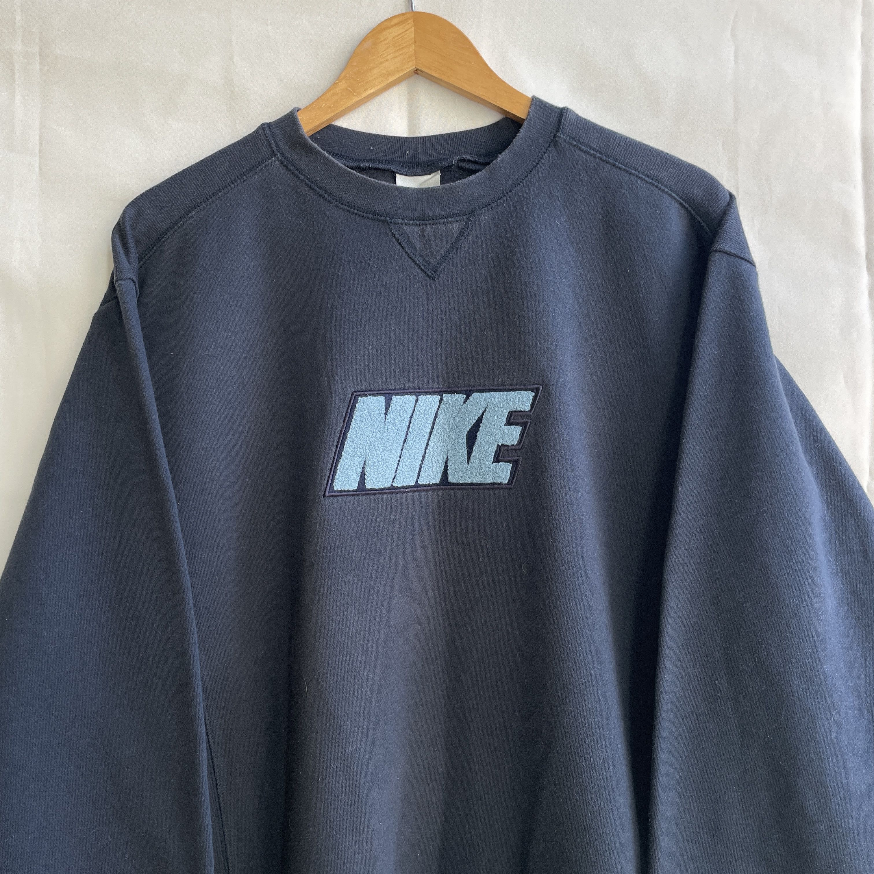 Nike Nike Vintage 00's Y2K Logo Spell Out Navy Sweatshirt Size L Size US L / EU 52-54 / 3 - 3 Thumbnail