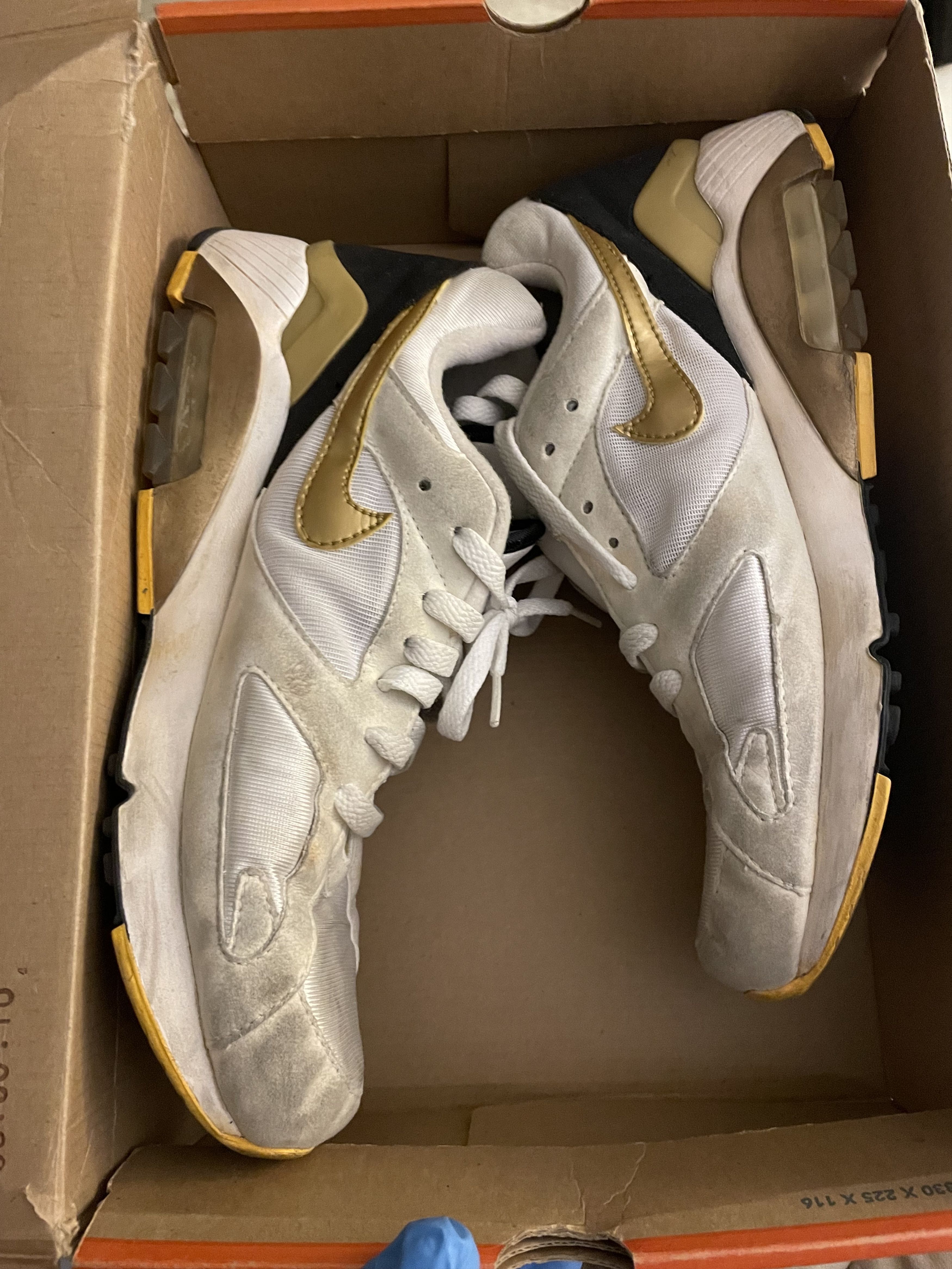 Nike AIR MAX 180 White Black Gold Size US 9.5 / EU 42-43 - 6 Thumbnail