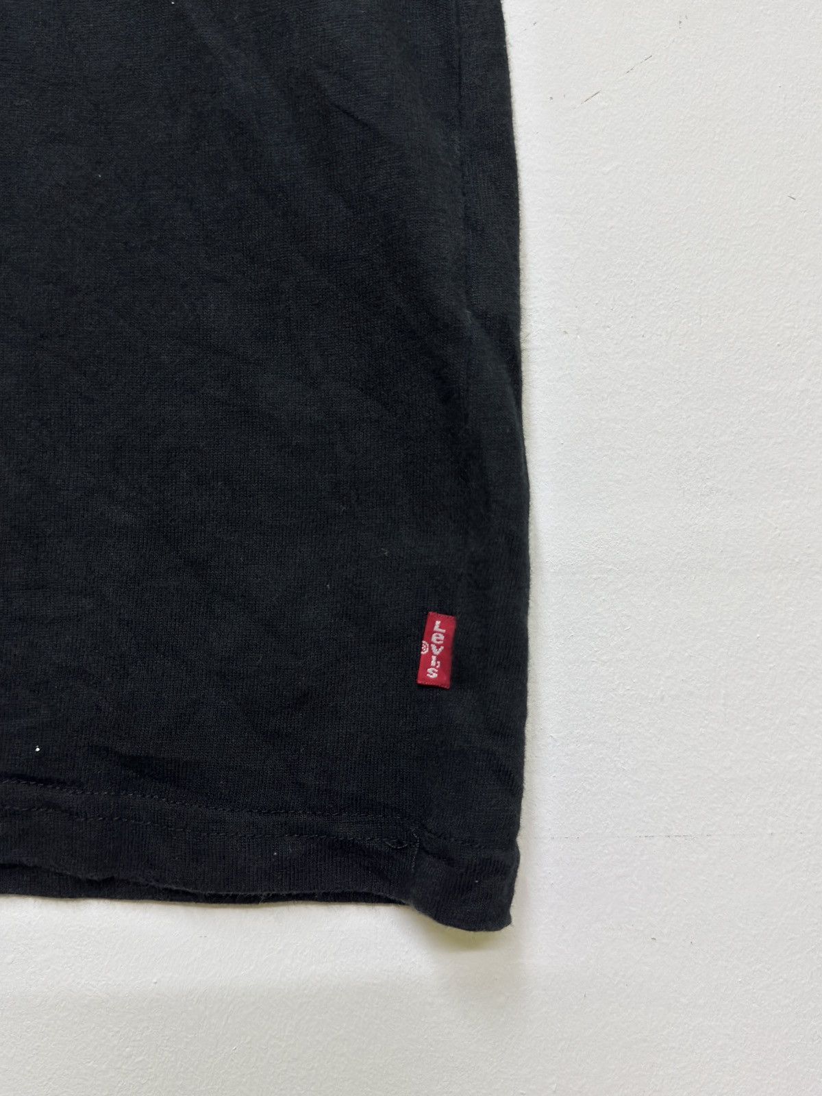 Levi's Vintage Clothing Vintage Levi’s Embroidered Big Logo Black Tee Size US S / EU 44-46 / 1 - 7 Thumbnail