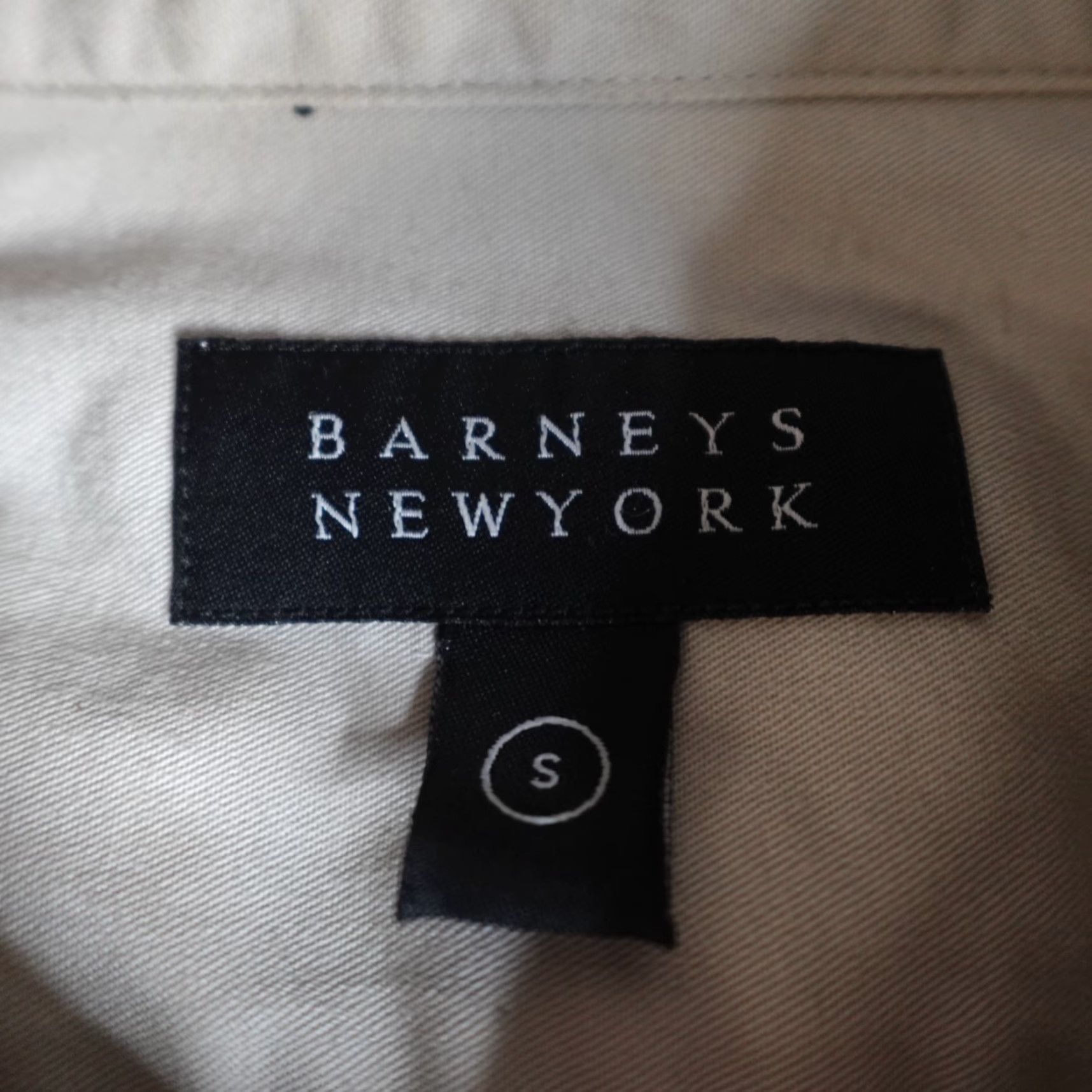 Vintage Barneys New York Men Shirt Button-Up Collared Long Sleeve Beige 100% Cotton Regular Size S Romania Vintage: No - All Seasons Size US S / EU 44-46 / 1 - 7 Thumbnail