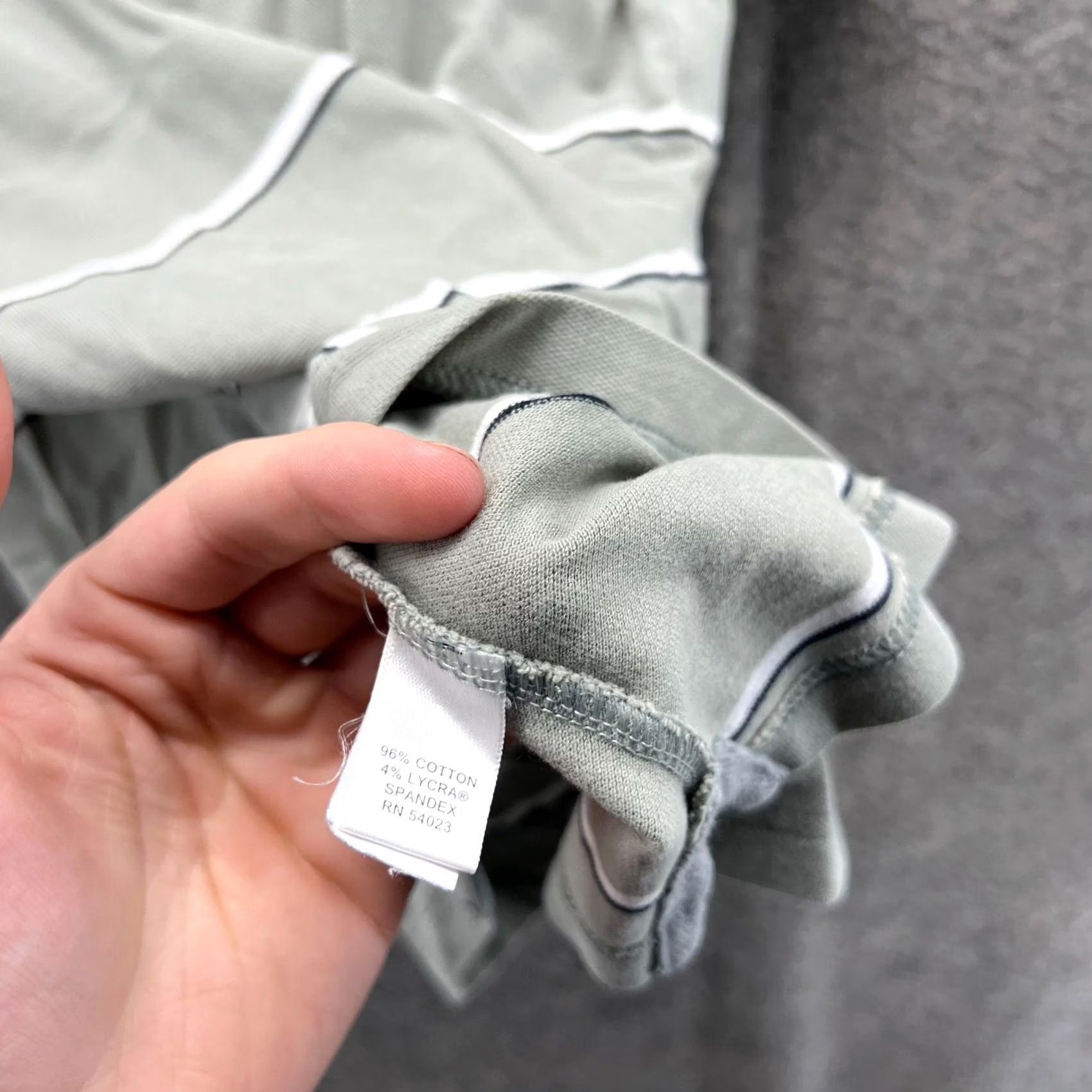 Banana Republic VINTAGE Banana Republic Polo Shirt Men Medium Adult Gray White Striped Logo Cotton Size US M / EU 48-50 / 2 - 3 Thumbnail