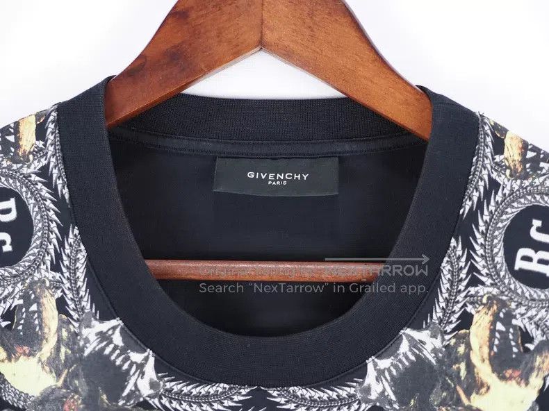 Givenchy Givenchy Black half skirt dog short-sleeve Size US S / EU 44-46 / 1 - 8 Thumbnail