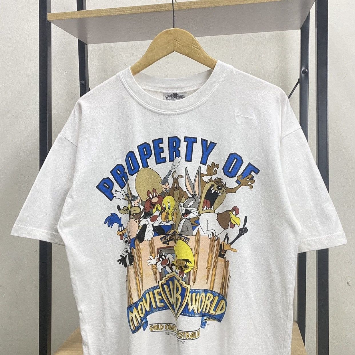 Warner Bros VTG Warner Bros. Movie World Australia T-shirt Looney Tunes Size US L / EU 52-54 / 3 - 3 Thumbnail