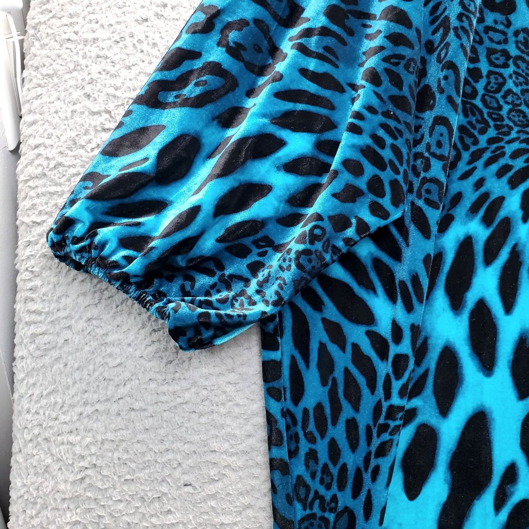Vintage Natori Dress Womens L Multi Animal Print Velour Stretch Dolman Sleeve Pullover Size L / US 10 / IT 46 - 5 Thumbnail