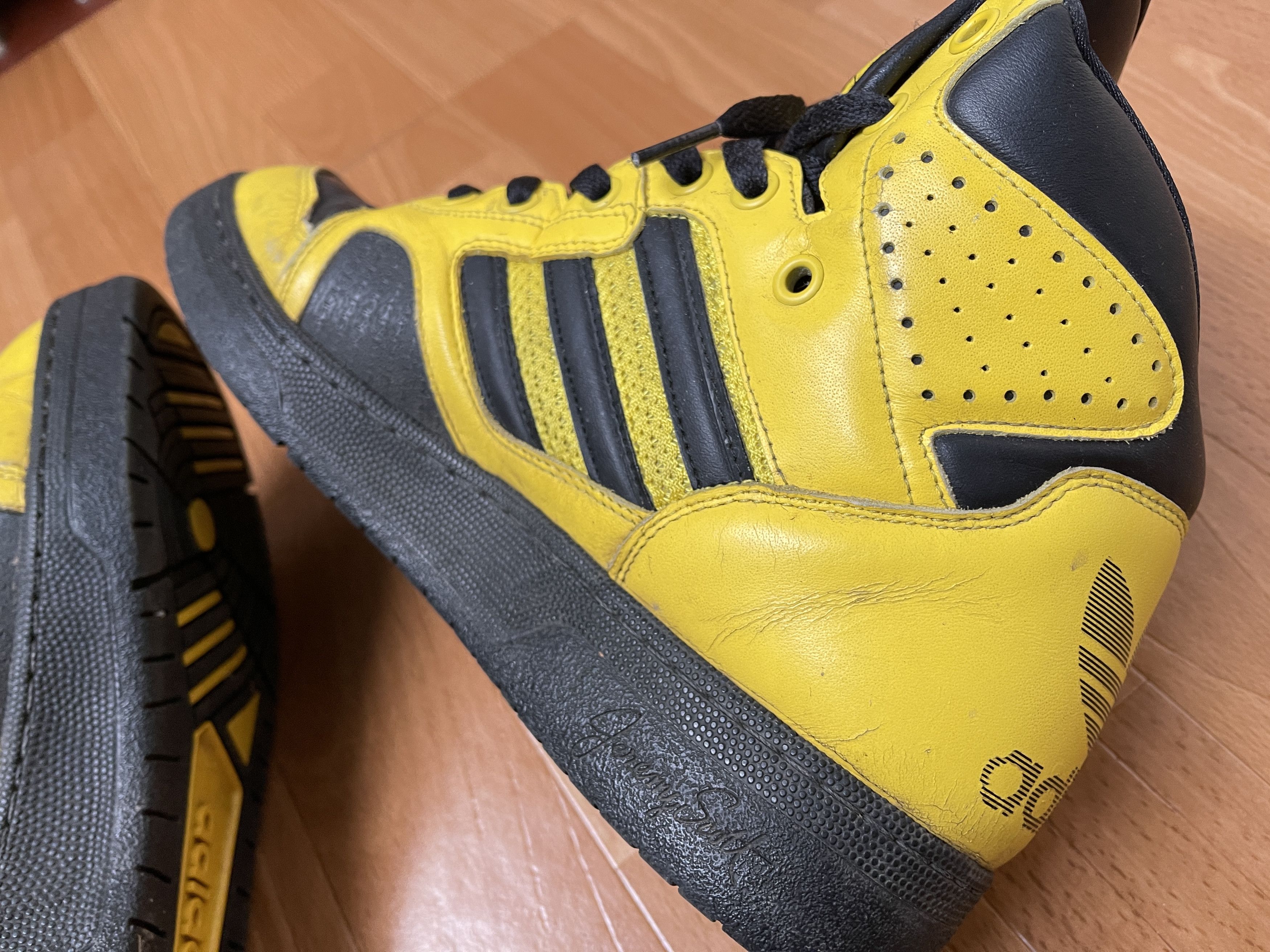 Adidas × Jeremy Scott Adidas sneakers Jeremy Scott Instinct Top shoes ObyO V24530 Size US 9.5 / EU 42-43 - 15 Thumbnail