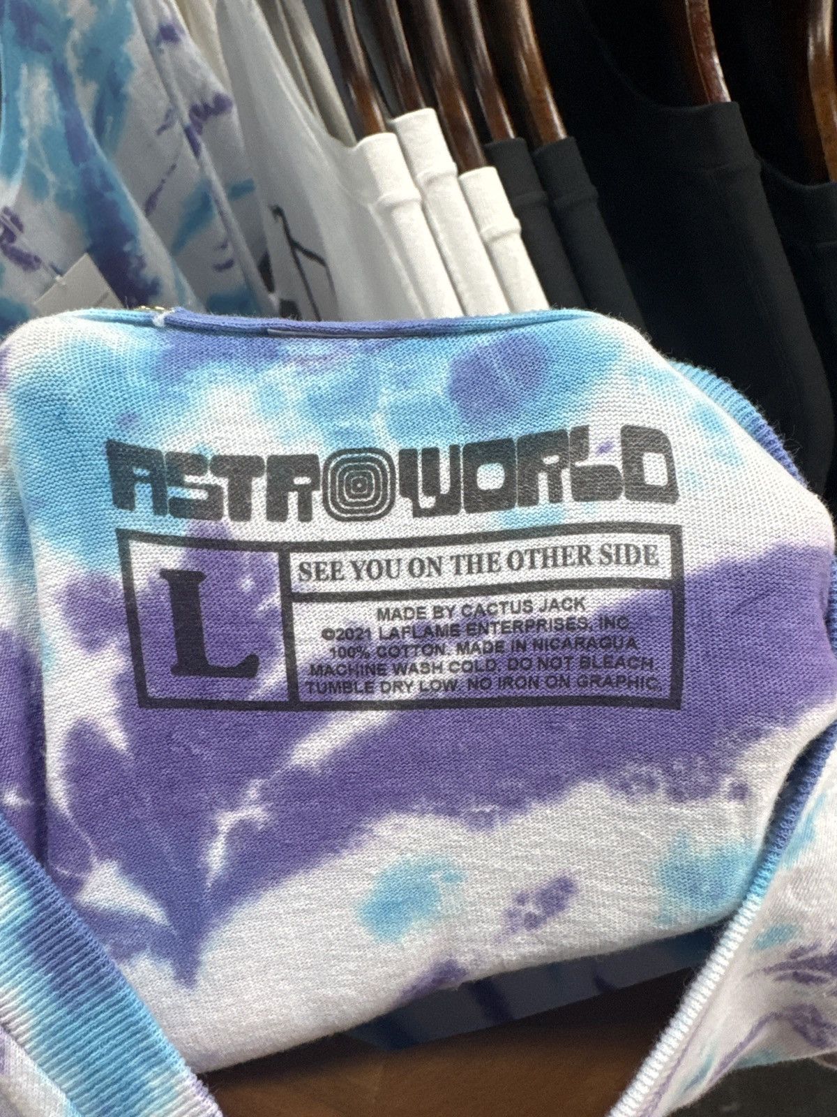 Travis Scott Travis Scott Flame Tee Tie Dye Size L Size US L / EU 52-54 / 3 - 3 Thumbnail