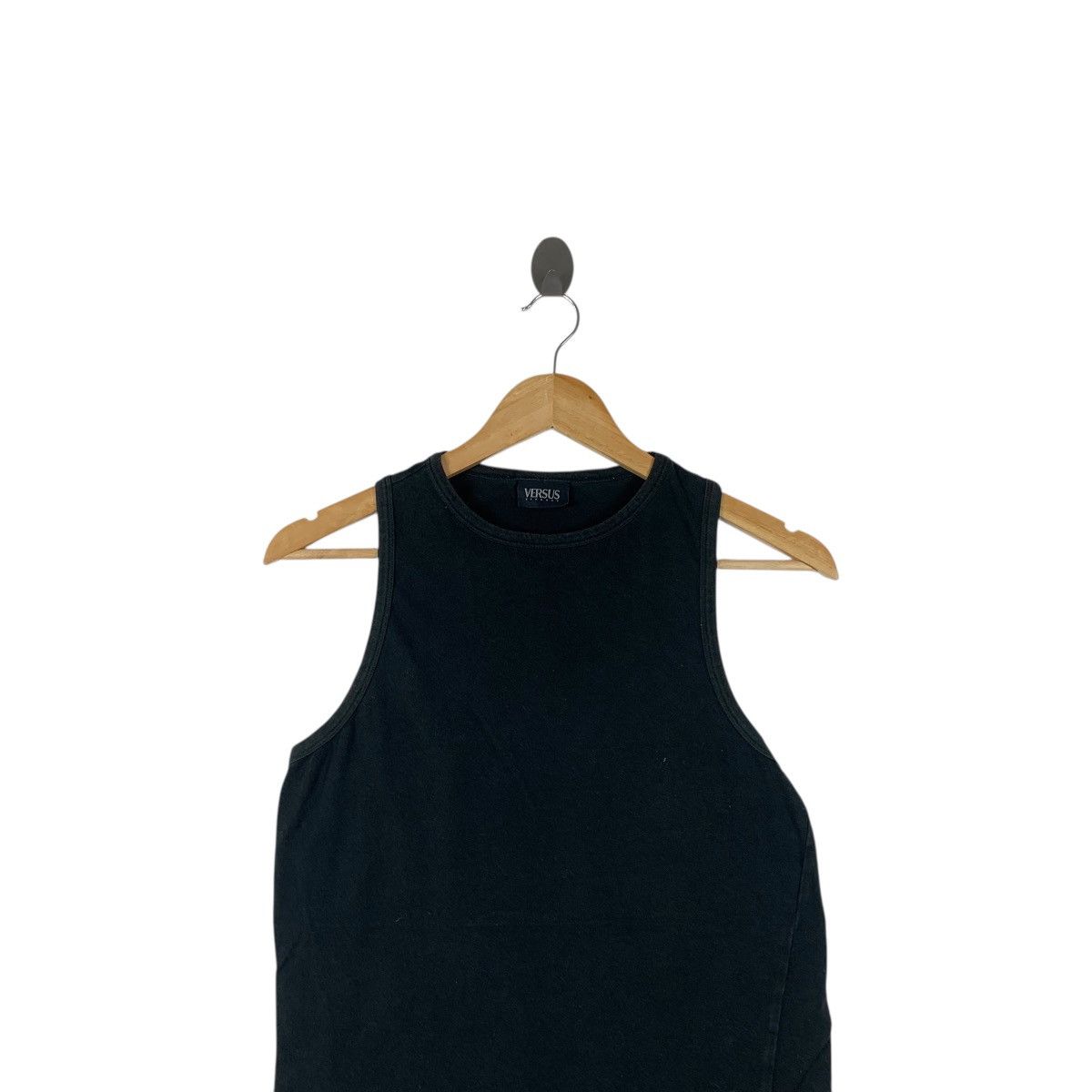 Versace VERSACE VERSUS COLLECTION Made In Italy Tank Top Tee Shirt Size XS / US 0-2 / IT 36-38 - 3 Thumbnail