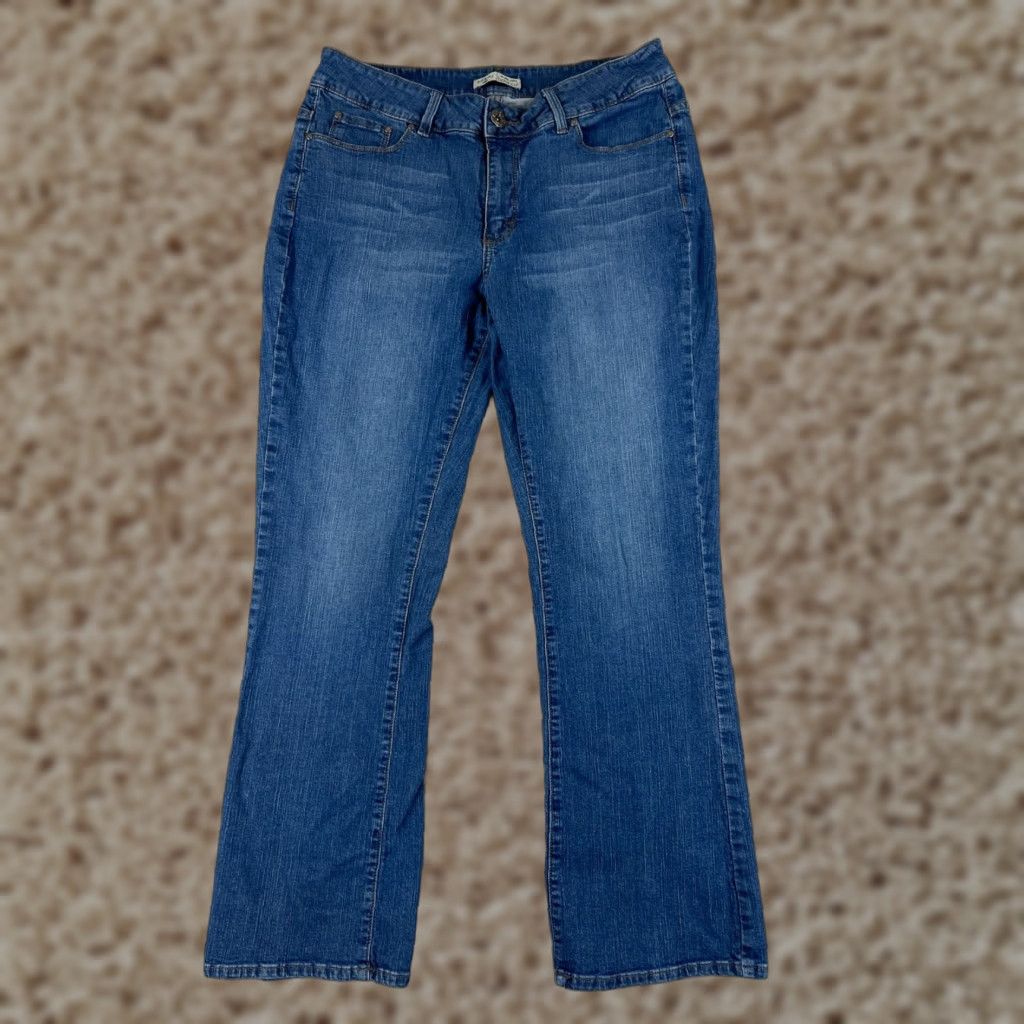 Lee Lee Blue Denim Jeans Bootcut 31x29 Regular Inseam 29 Mid Rise 5-Pocket Cotton Blend Womens Adult Jeans Size 24" / US 00 / IT 34 - 1 Thumbnail