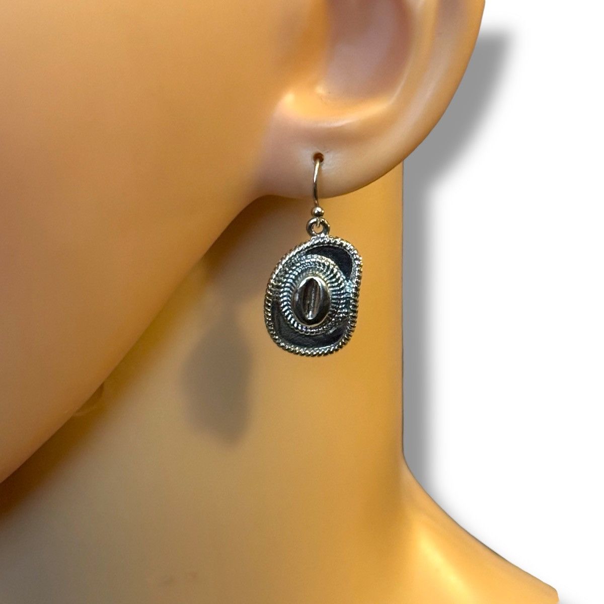 Other Silver tone cowboy hat dangle earrings Size ONE SIZE - 2 Thumbnail