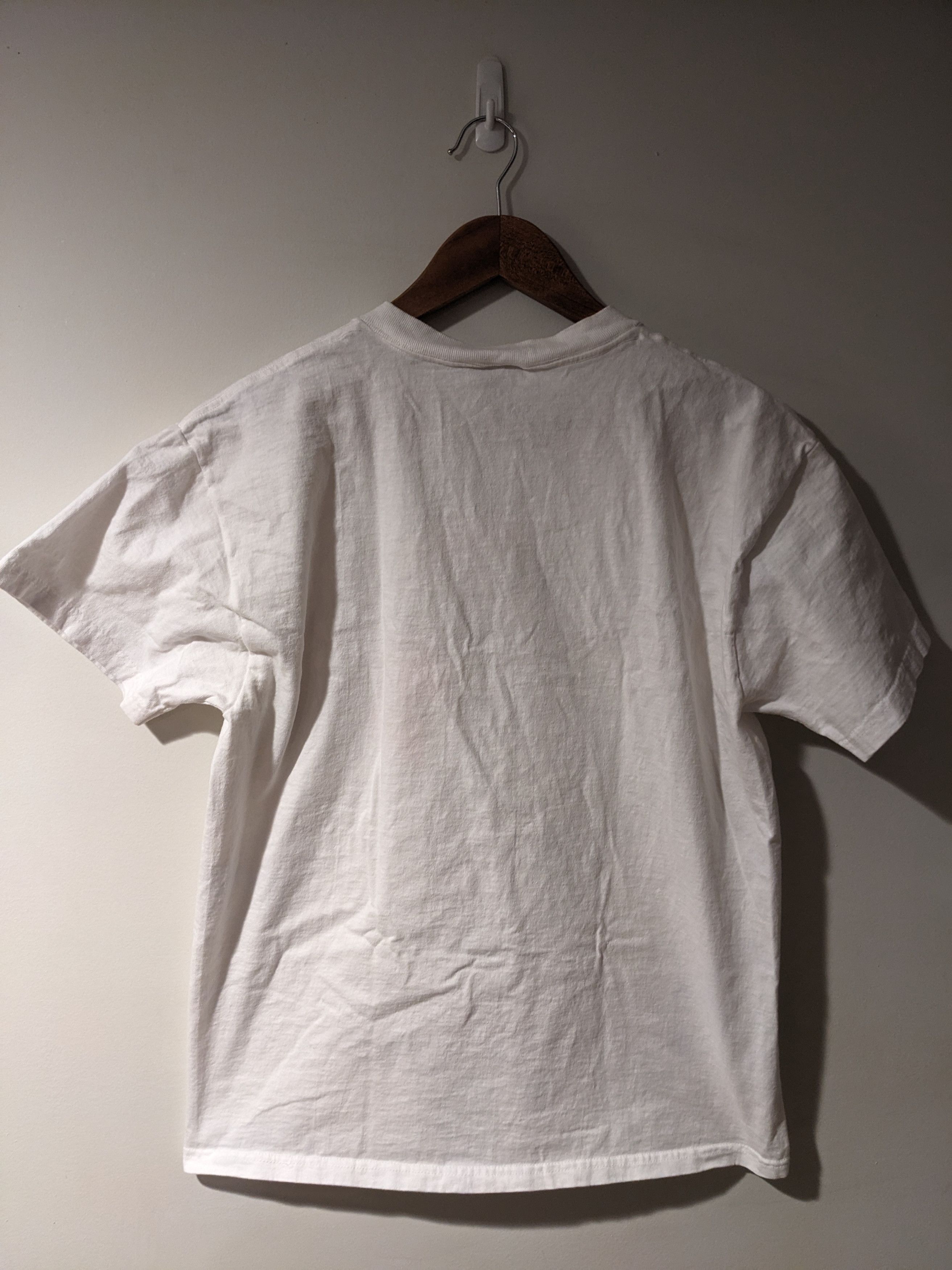 Fruit Of The Loom × Vintage Vintage 90s Santa List Miller Memorial Blood Center T-Shirt Size US L / EU 52-54 / 3 - 4 Thumbnail