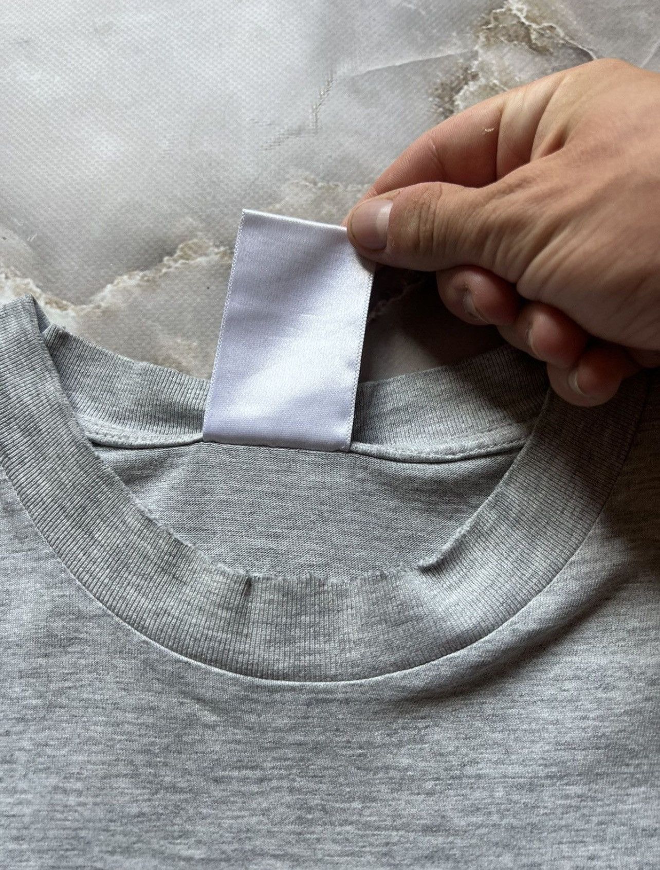 Vintage Vintage 90s Nike Big Swoosh Crewneck Distressed Tee Size US L / EU 52-54 / 3 - 5 Thumbnail