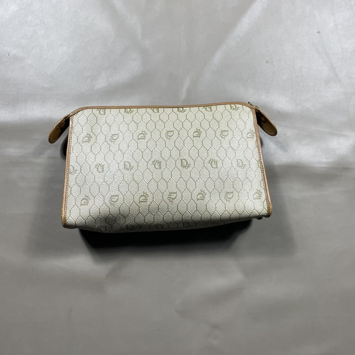 Dior × Vintage Dior Brown Honeycomb PVC Clutch Bag Beige Size ONE SIZE - 6 Thumbnail