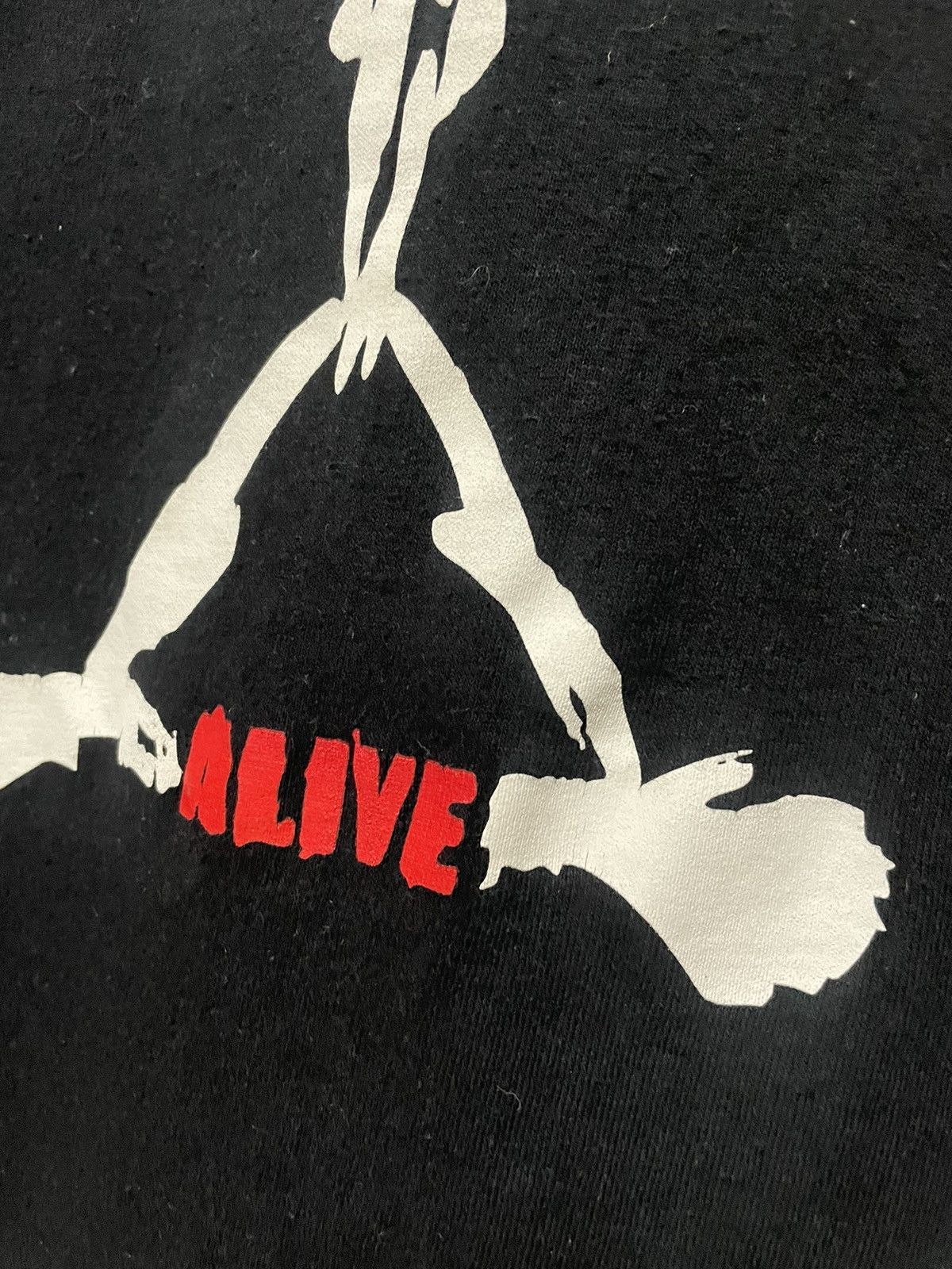 Band Tees Vintage Pearl Jam Alive Tour Promo Album Graphic Tee T Shirt Size US M / EU 48-50 / 2 - 7 Thumbnail