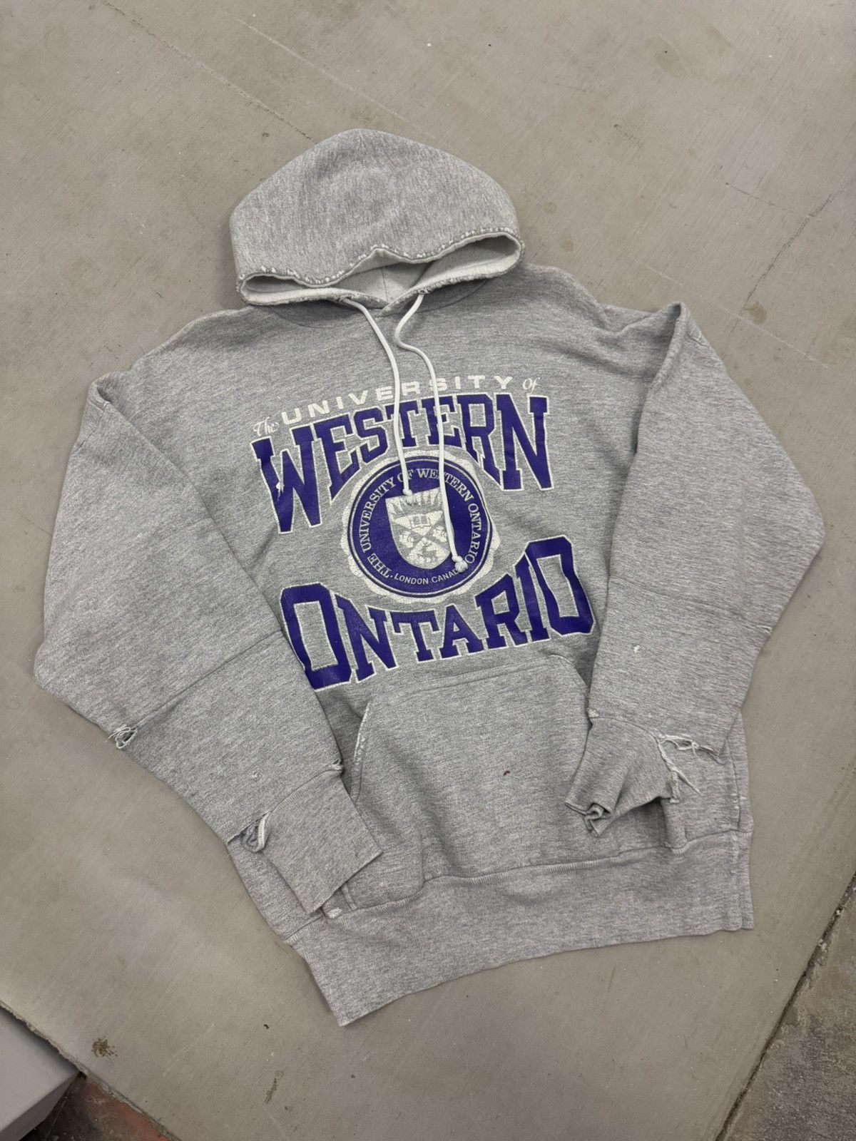 Vintage Vintage Distressed Western Ontario University Padded Hoodie Size US L / EU 52-54 / 3 - 2 Thumbnail