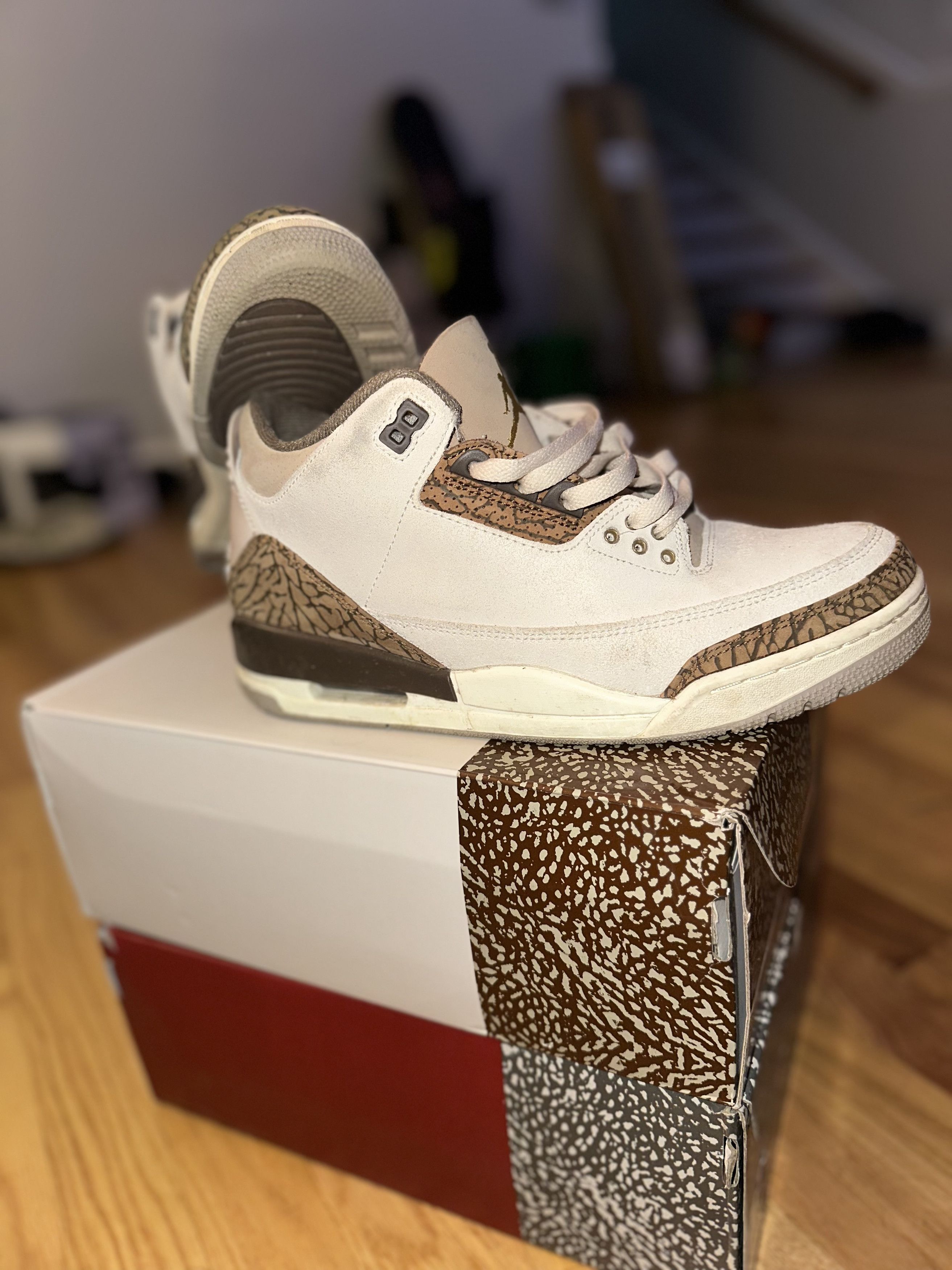 Jordan Brand Size 9.5 - Jordan 3 Retro Low Palomino Brown Tan Suede Size US 9.5 / EU 42-43 - 2 Thumbnail