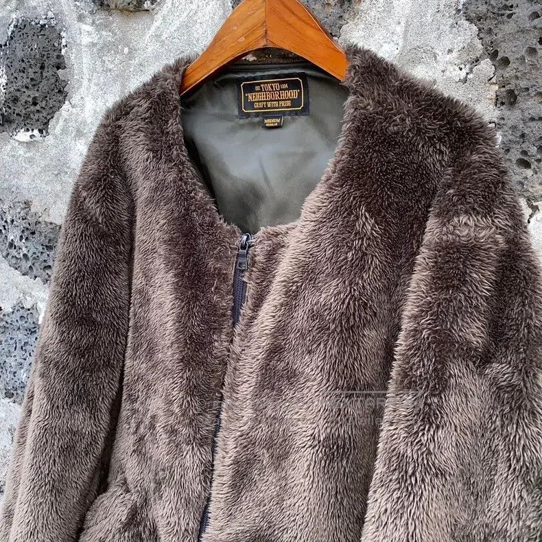 Neighborhood Neighborhood Faux Fur Round Neck Jacket Size US M / EU 48-50 / 2 - 2 Thumbnail