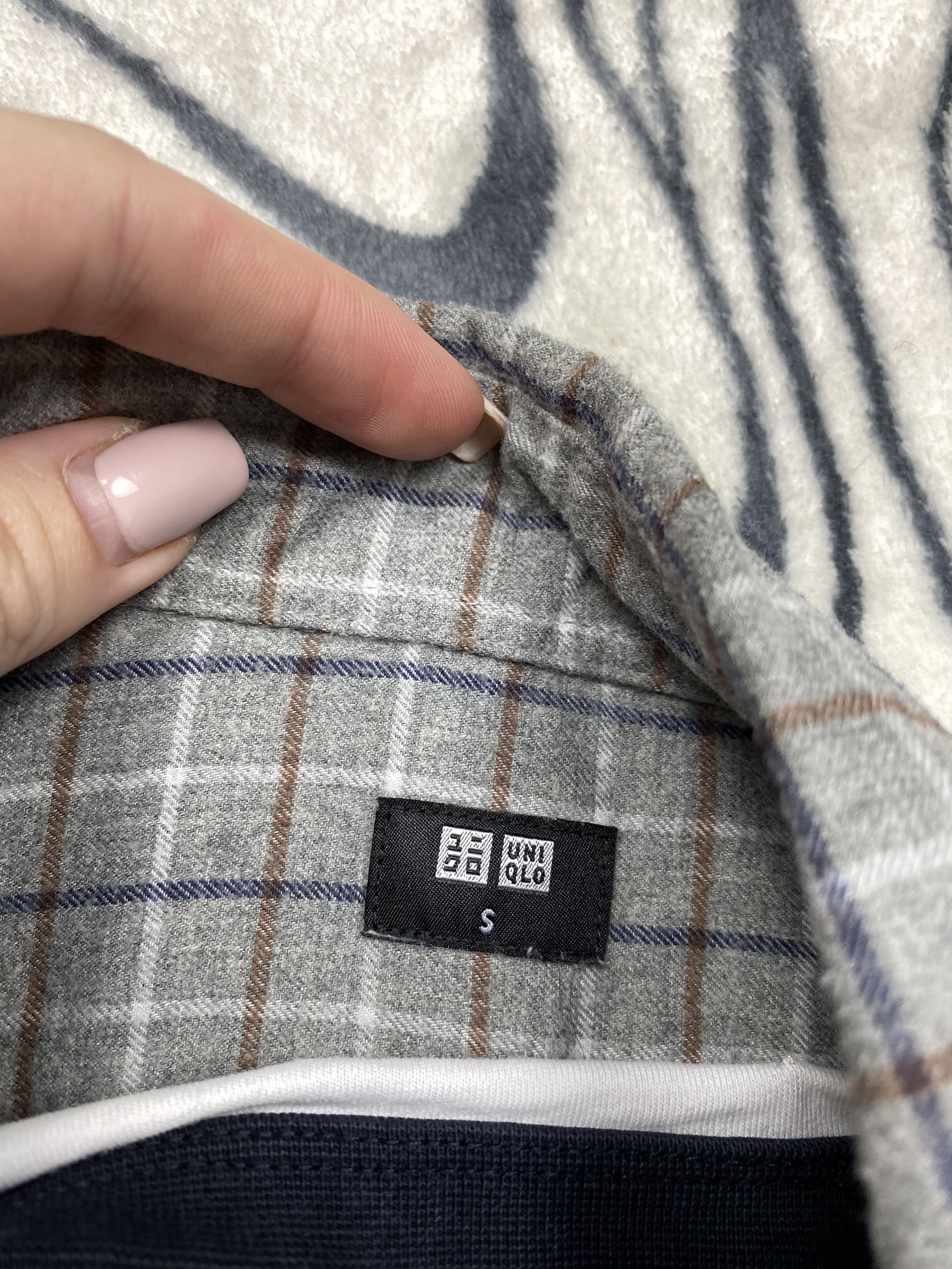 Flannel Uniqlo Flannel Plaid Shirt Y2K Size US S / EU 44-46 / 1 - 4 Thumbnail