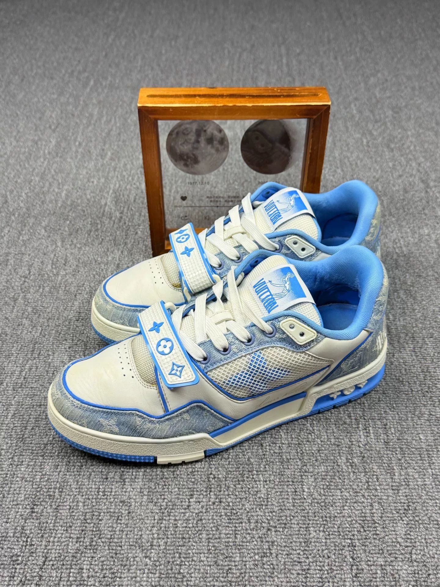 Louis Vuitton Louis Vuitton Training Blue Lowtop Sneakers 8 Men Size US 8 / EU 41 - 1 Thumbnail