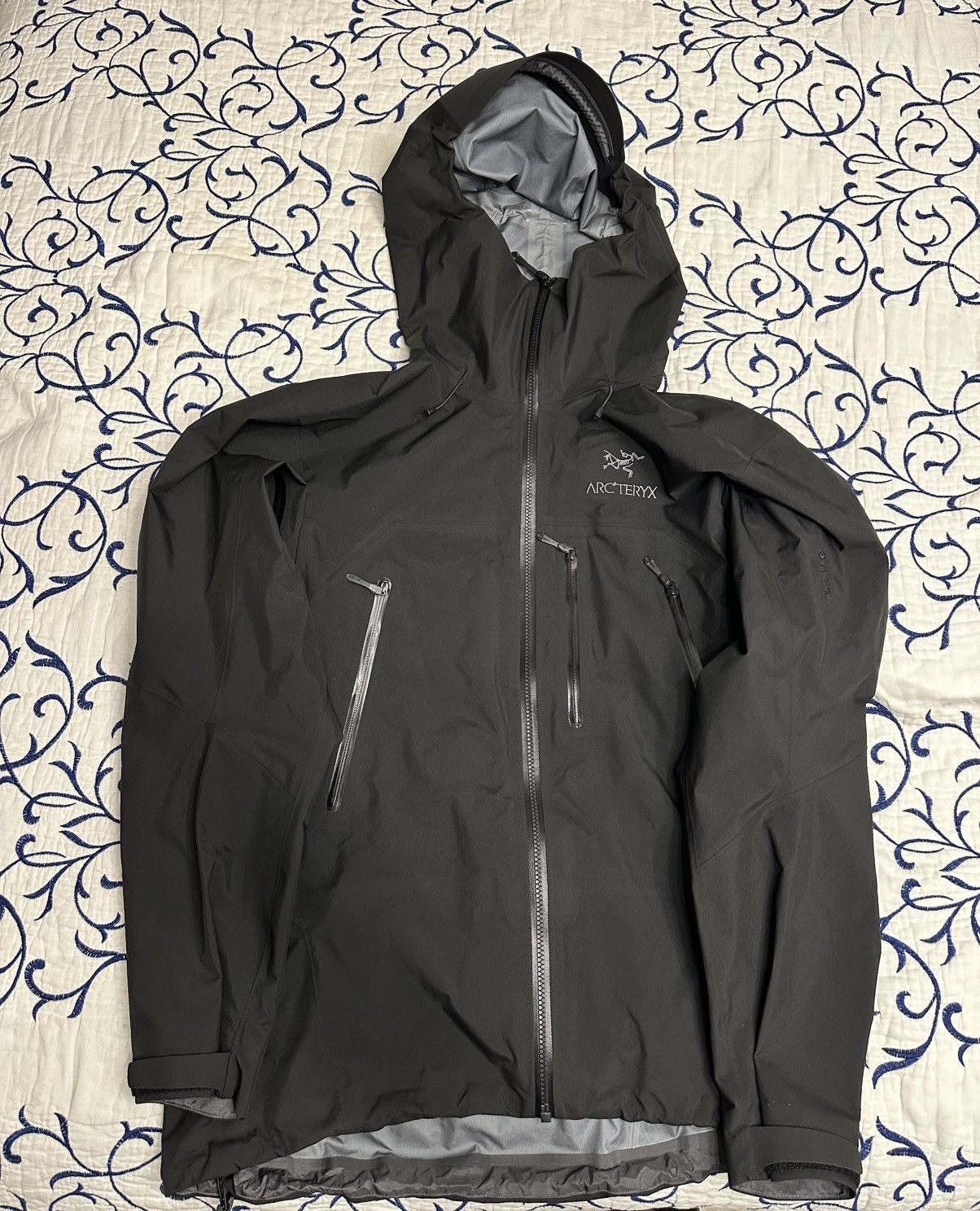 Arc'teryx ARCTERYX LEAF Alpha Gen 1 3161 Crocodile Gore Tex