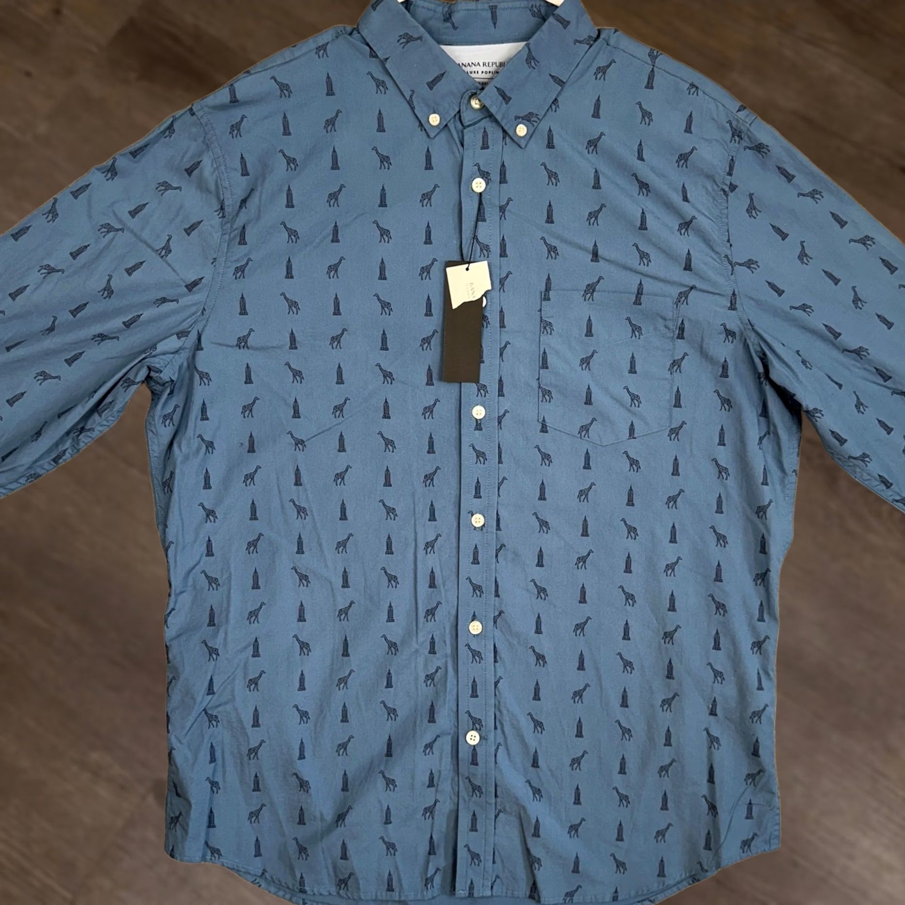 Banana Republic VINTAGE Banana Republic Shirt Men Large Blue Luxe Poplin Untucked Slim Fit Button Up Size US L / EU 52-54 / 3 - 1 Thumbnail