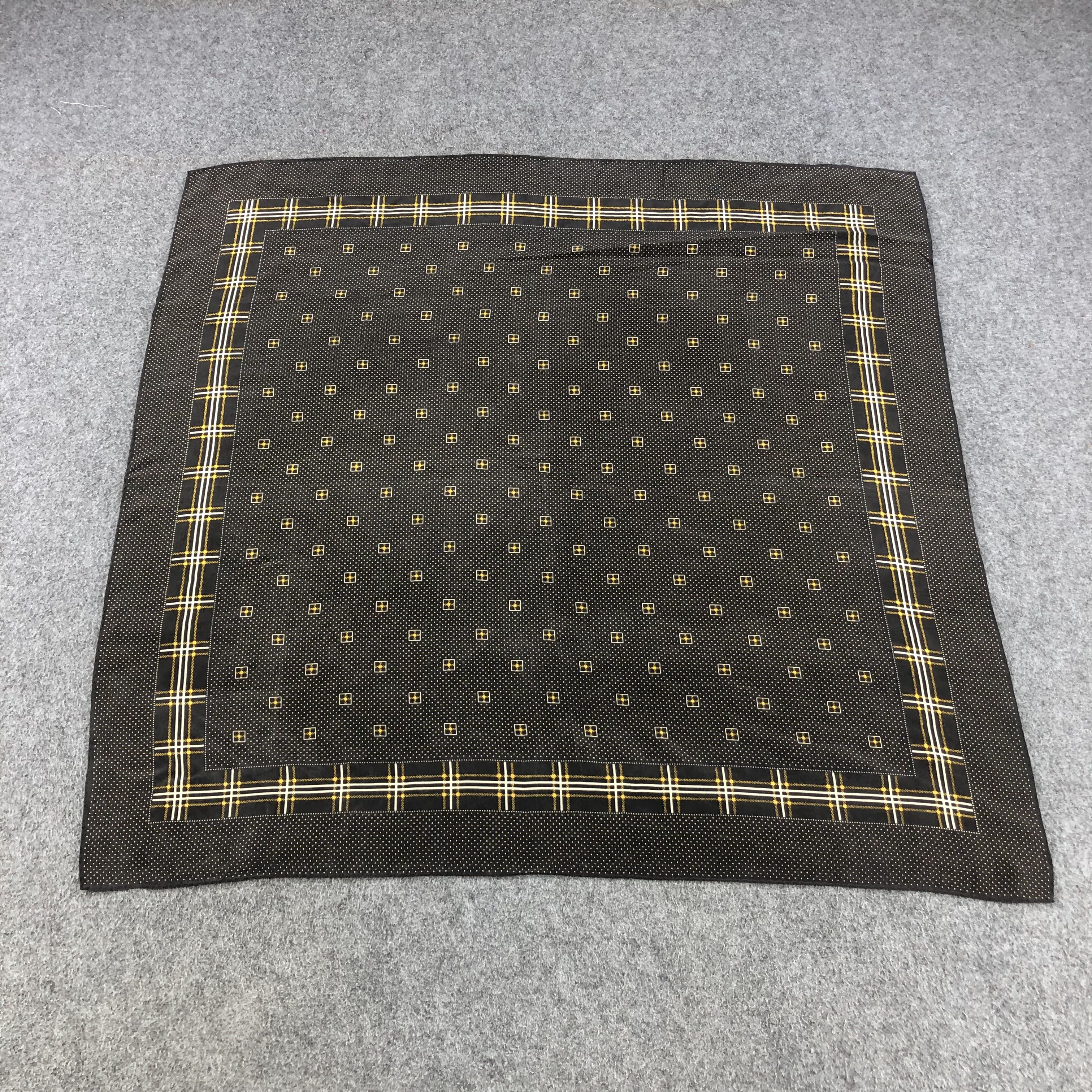Japanese Brand Vintage Design Hand Rolled Silk Scarf M257 Size ONE SIZE - 2 Thumbnail